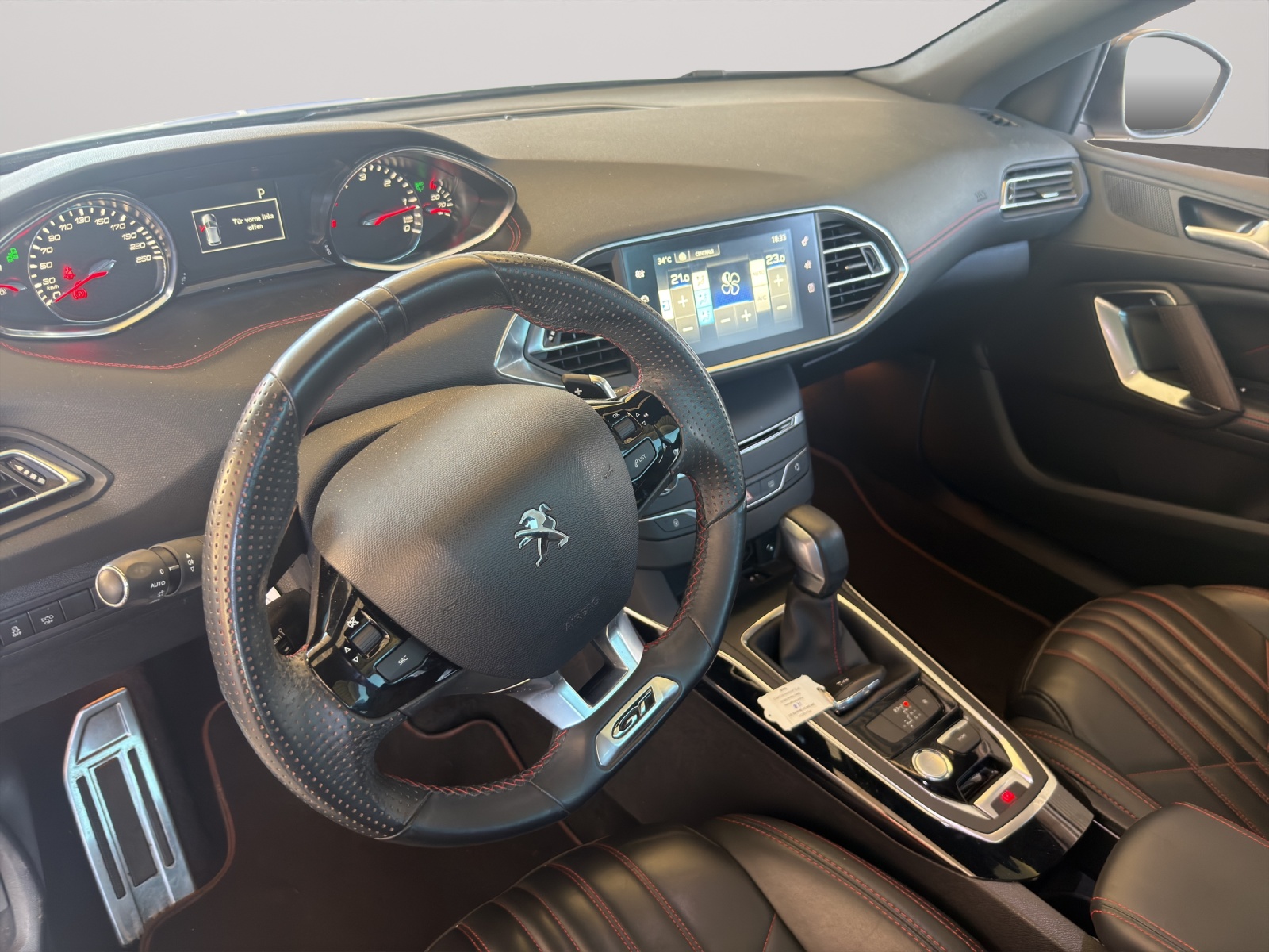 PEUGEOT 308 SW 2.0 BlueHDI GT-image-4