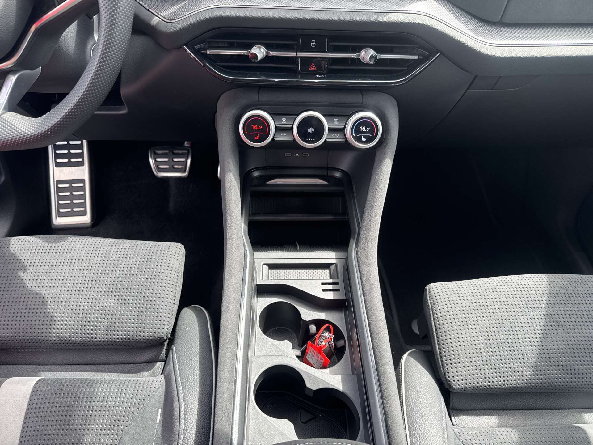 SKODA Kodiaq 2.0 TDi Sportline DSG-Automat 7-Plätzer-image-11