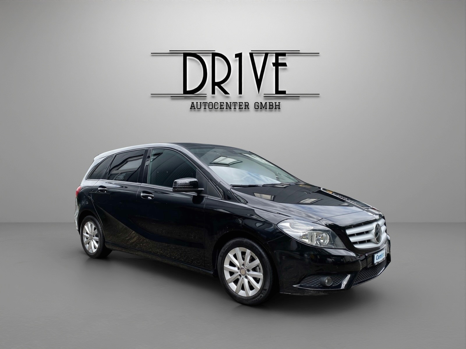 MERCEDES-BENZ B 180 7G-DCT-image-2