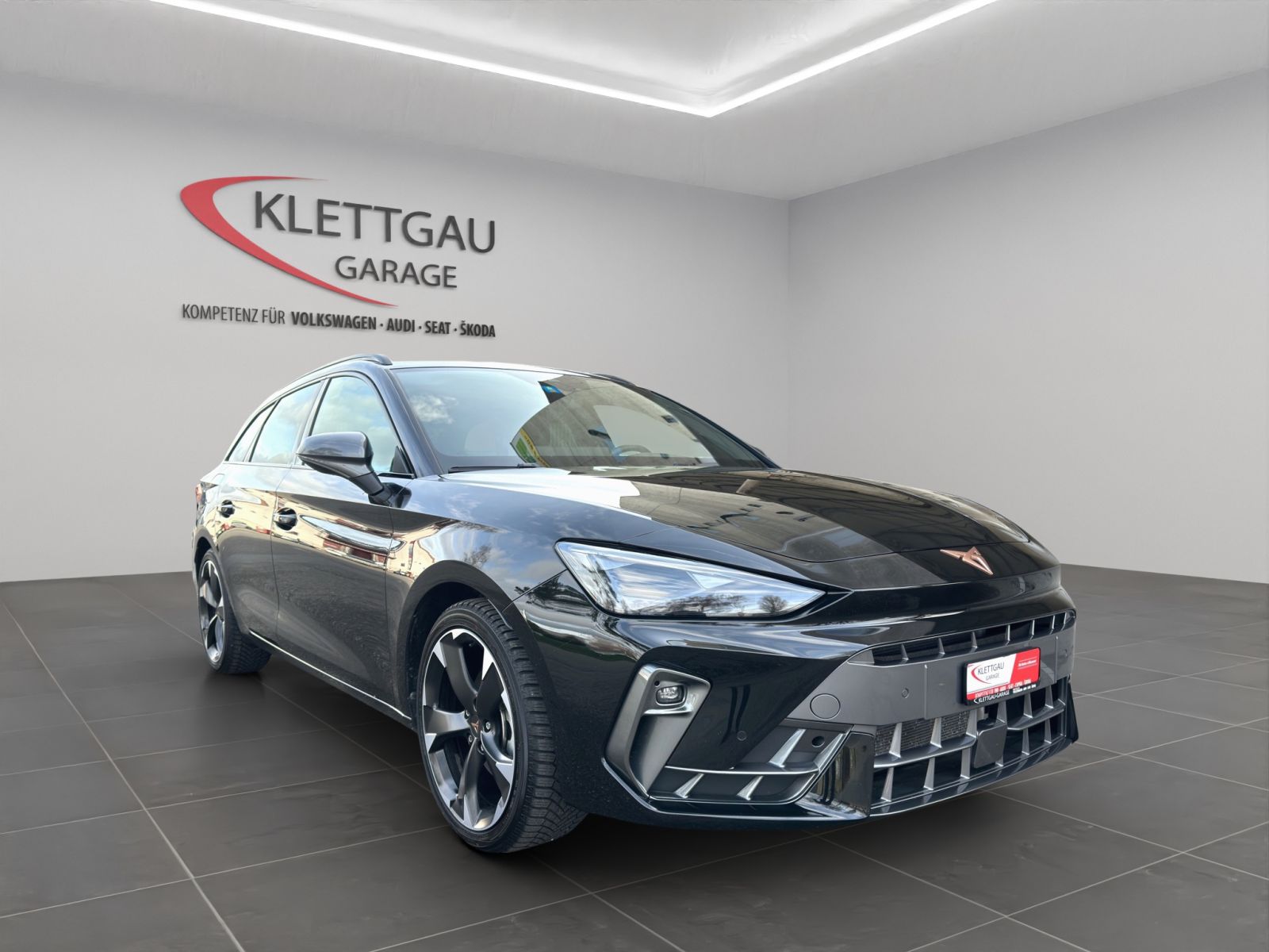 CUPRA Leon ST 1.5 eTSI DSG-image-0