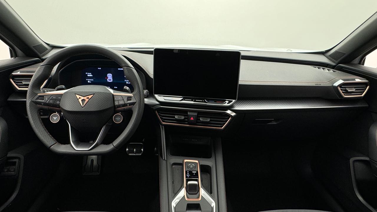 CUPRA Formentor 1.5 e-HYBRID pHEV VZ Black Edition-image-5