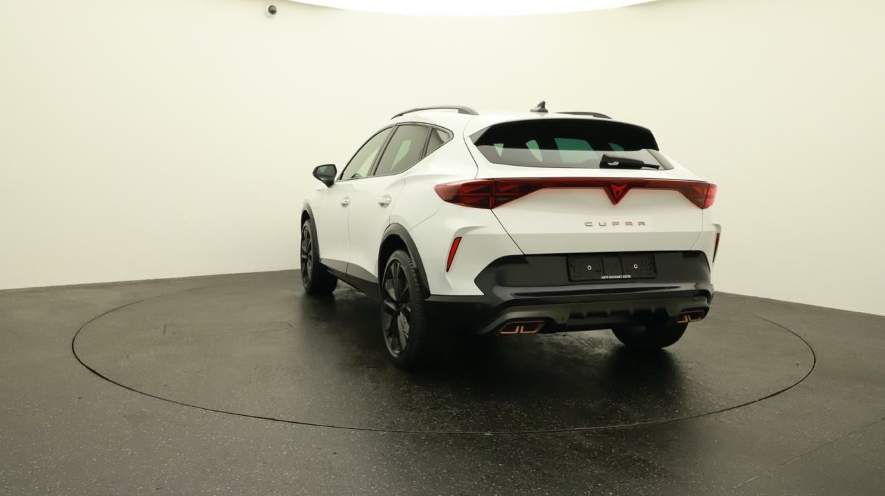 CUPRA Formentor 1.5 e-HYBRID pHEV VZ Black Edition-image-3