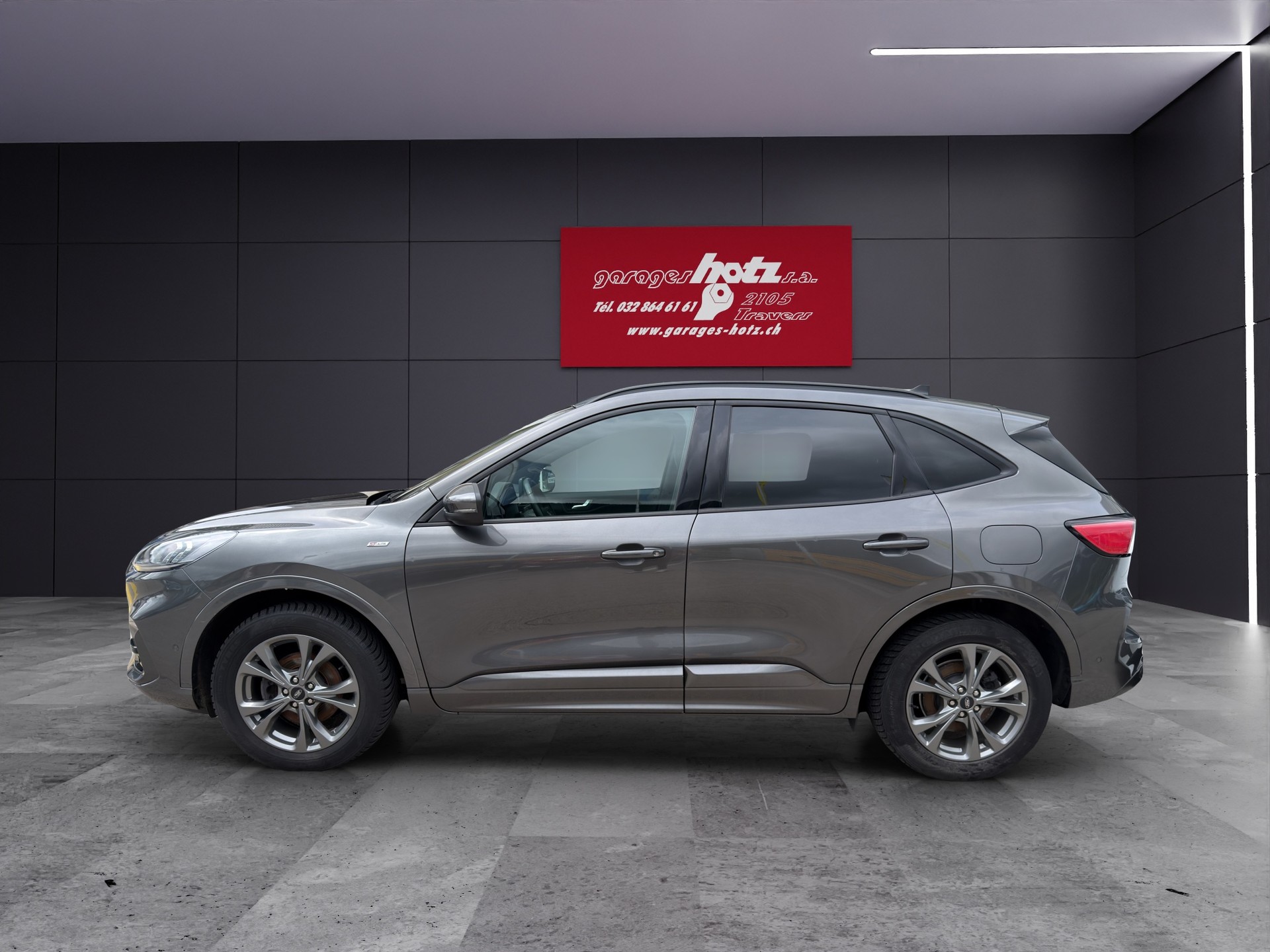 FORD Kuga 2.5 Hybrid ST-Line X 4x4-image-2