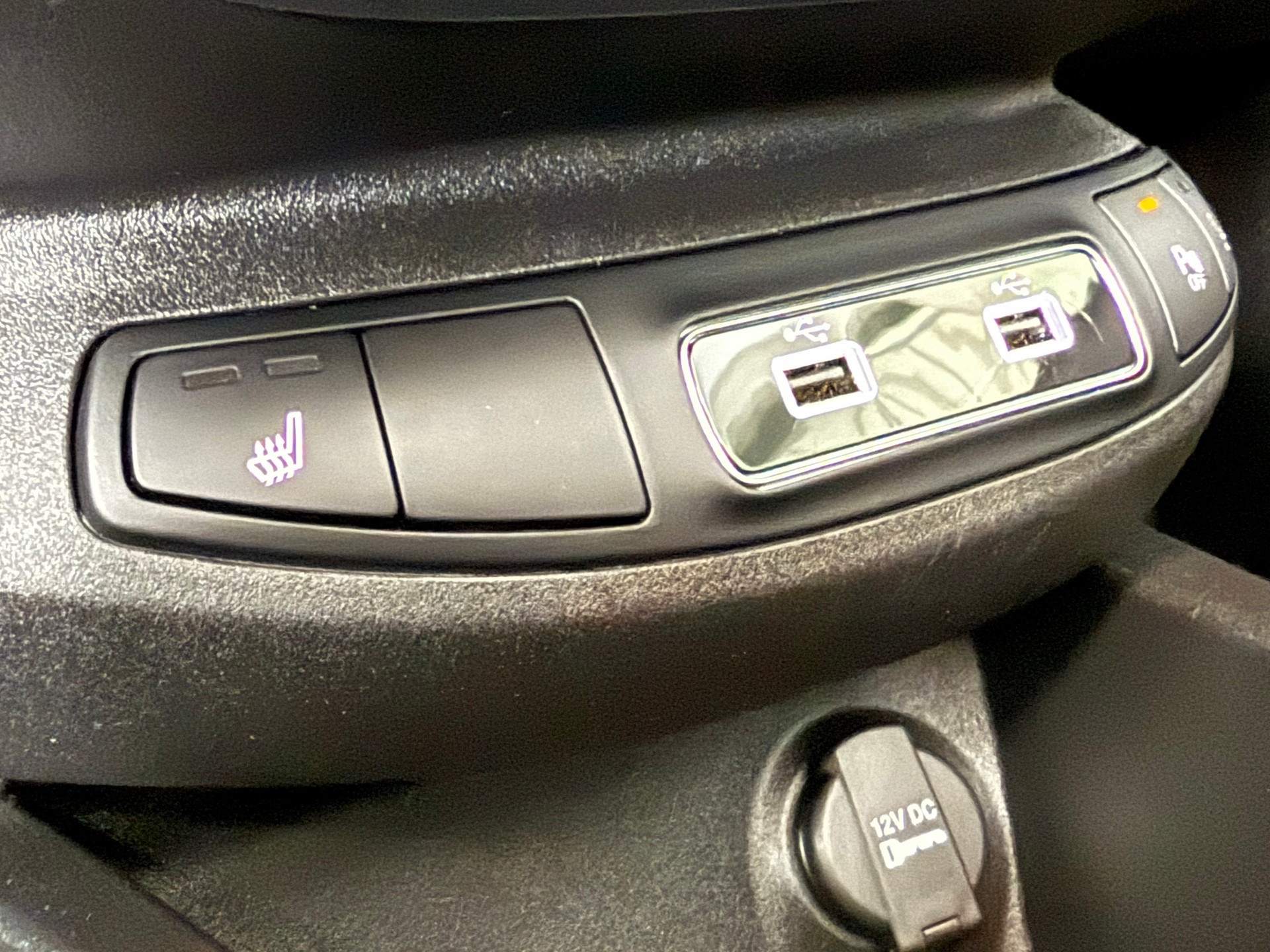 FIAT 500X 1.5 Hybrid Soft Top Sport DCT-image-14