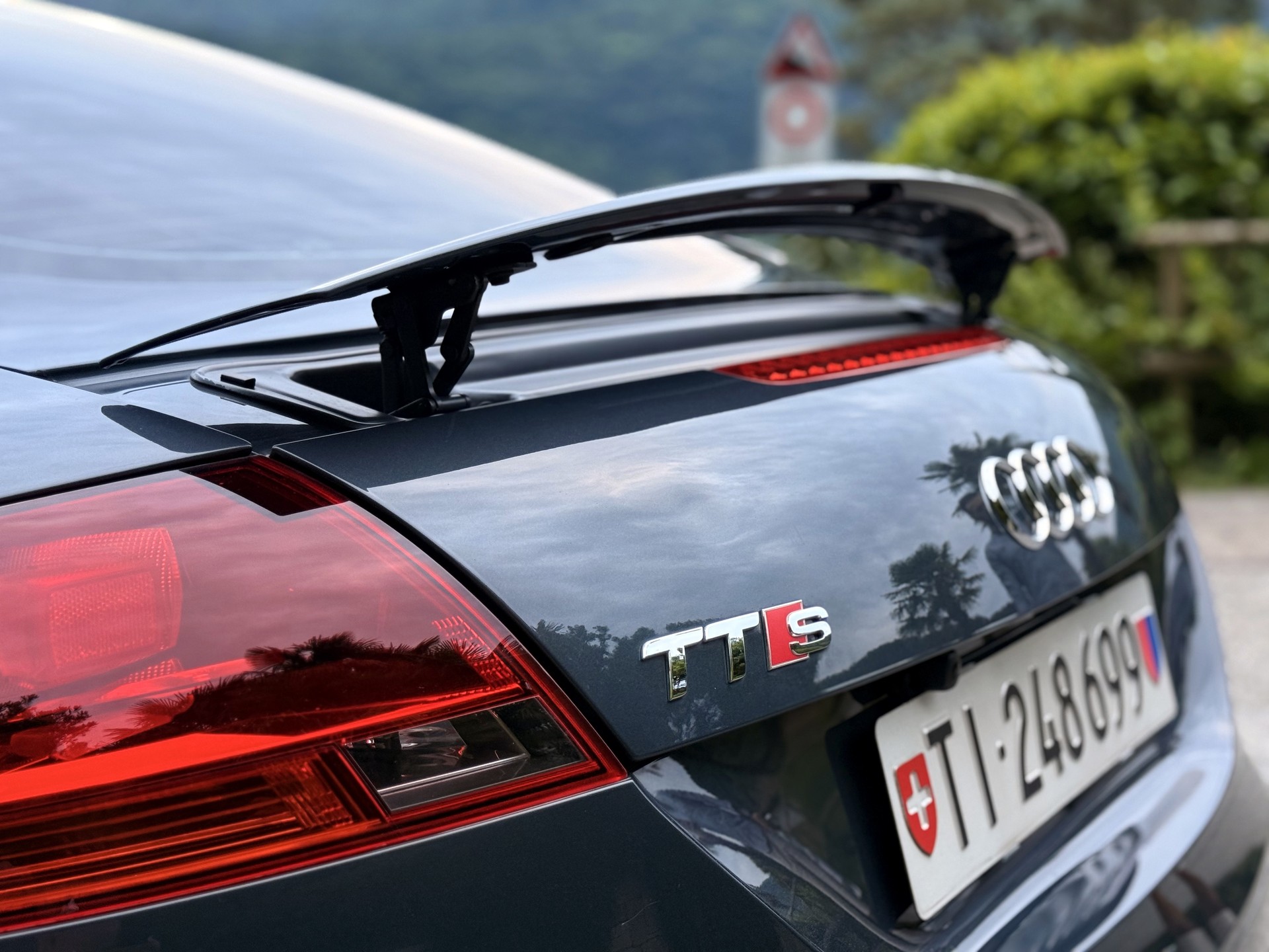 AUDI 2.0 TFSI quattro-image-14