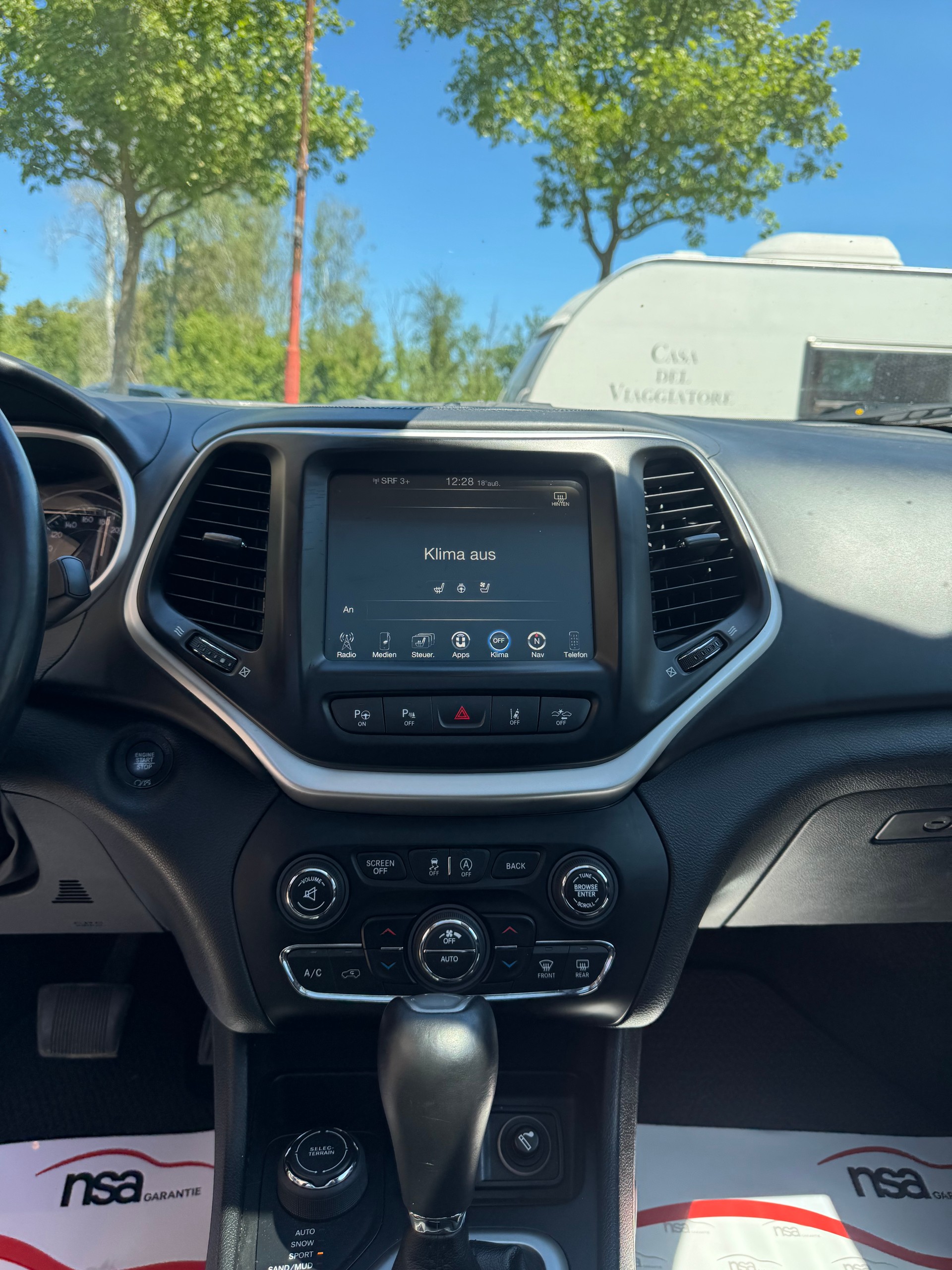 JEEP Cherokee 2.2TD Overland AWD 9ATX-image-10