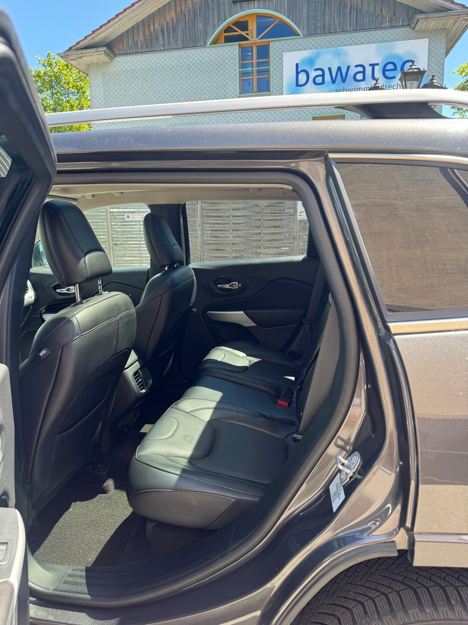 JEEP Cherokee 2.2TD Overland AWD 9ATX-image-8