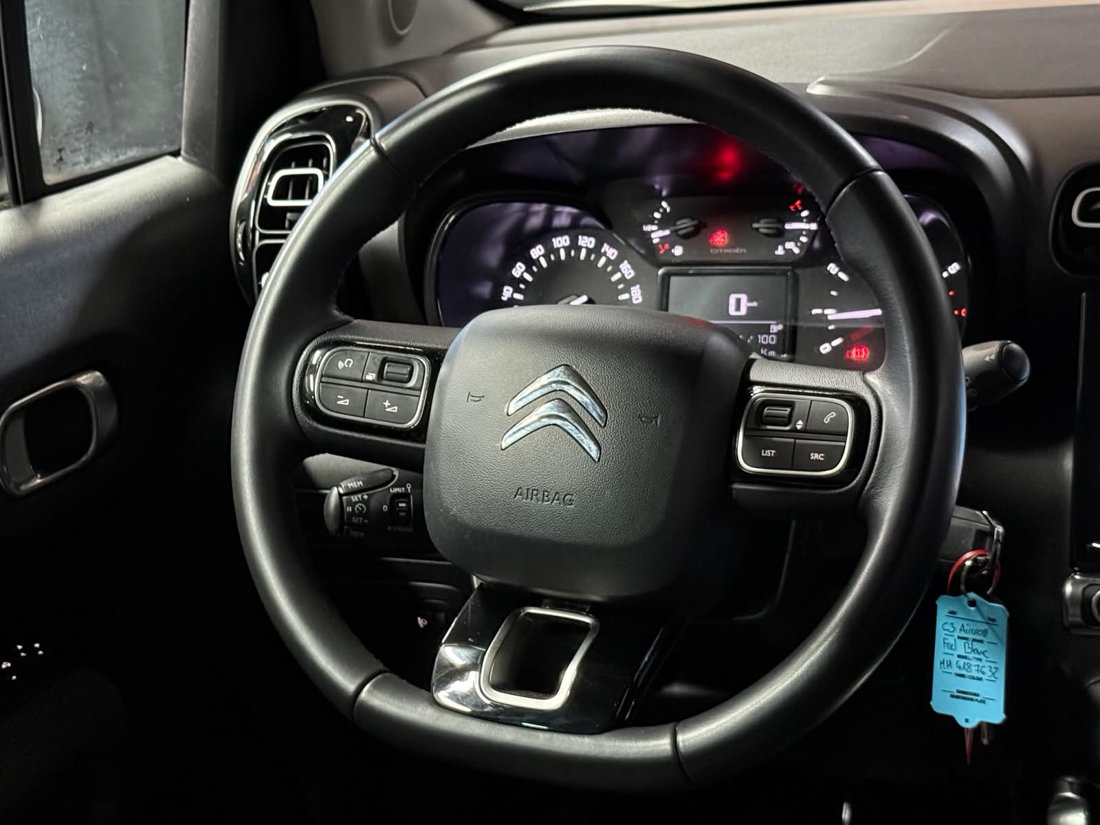 CITROEN C3 Aircross 1.2i PureTech Swiss Edition / GARANTIE 12 MONATE-image-17
