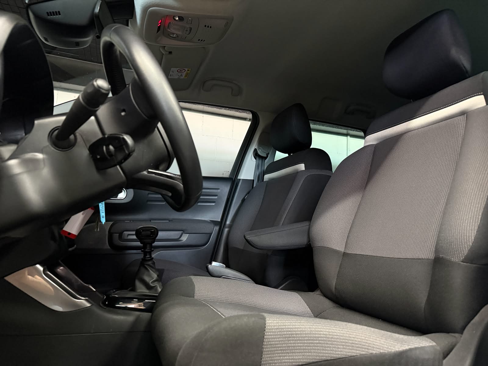 CITROEN C3 Aircross 1.2i PureTech Swiss Edition / GARANTIE 12 MONATE-image-10