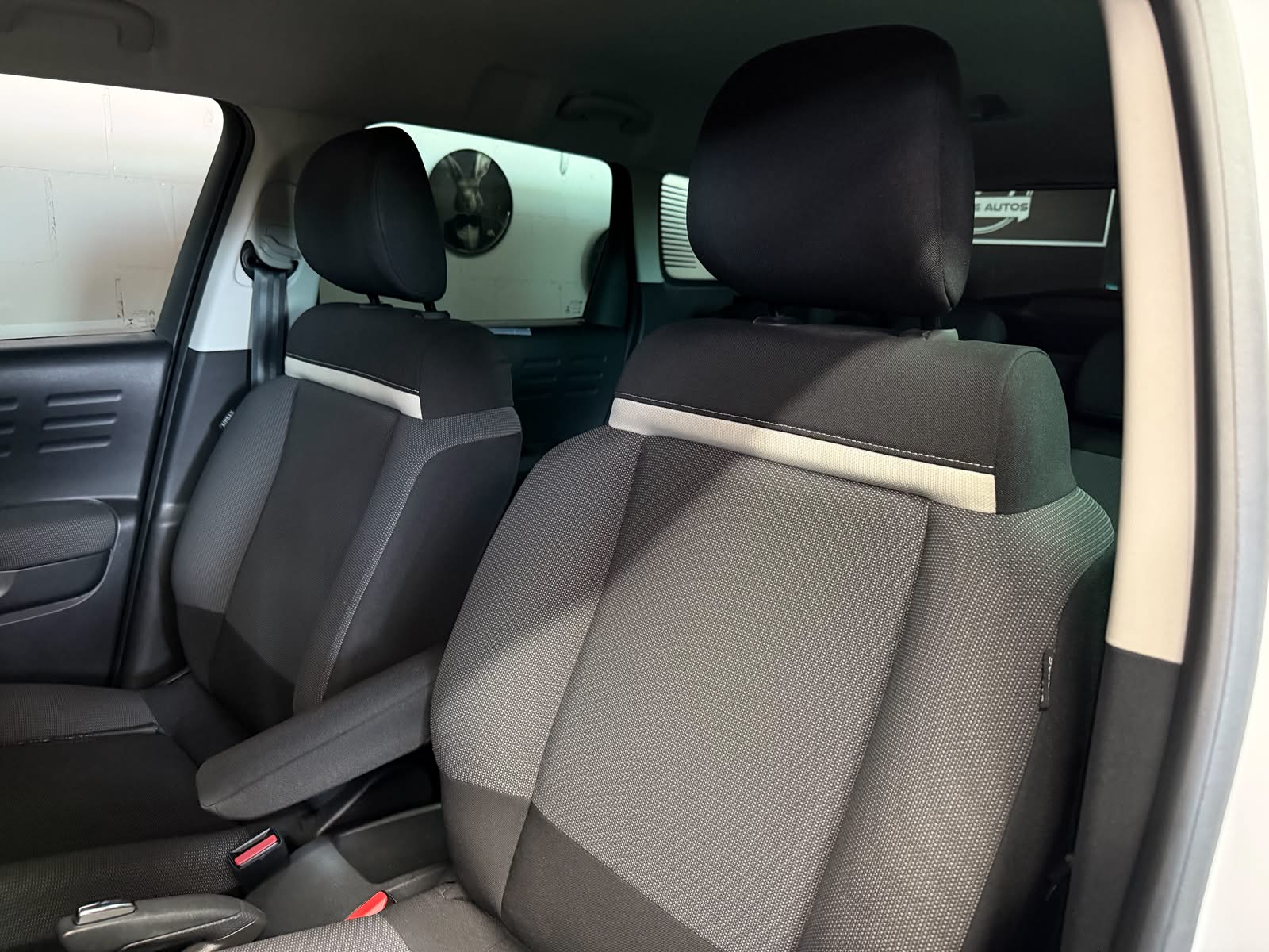 CITROEN C3 Aircross 1.2i PureTech Swiss Edition / GARANTIE 12 MONATE-image-9