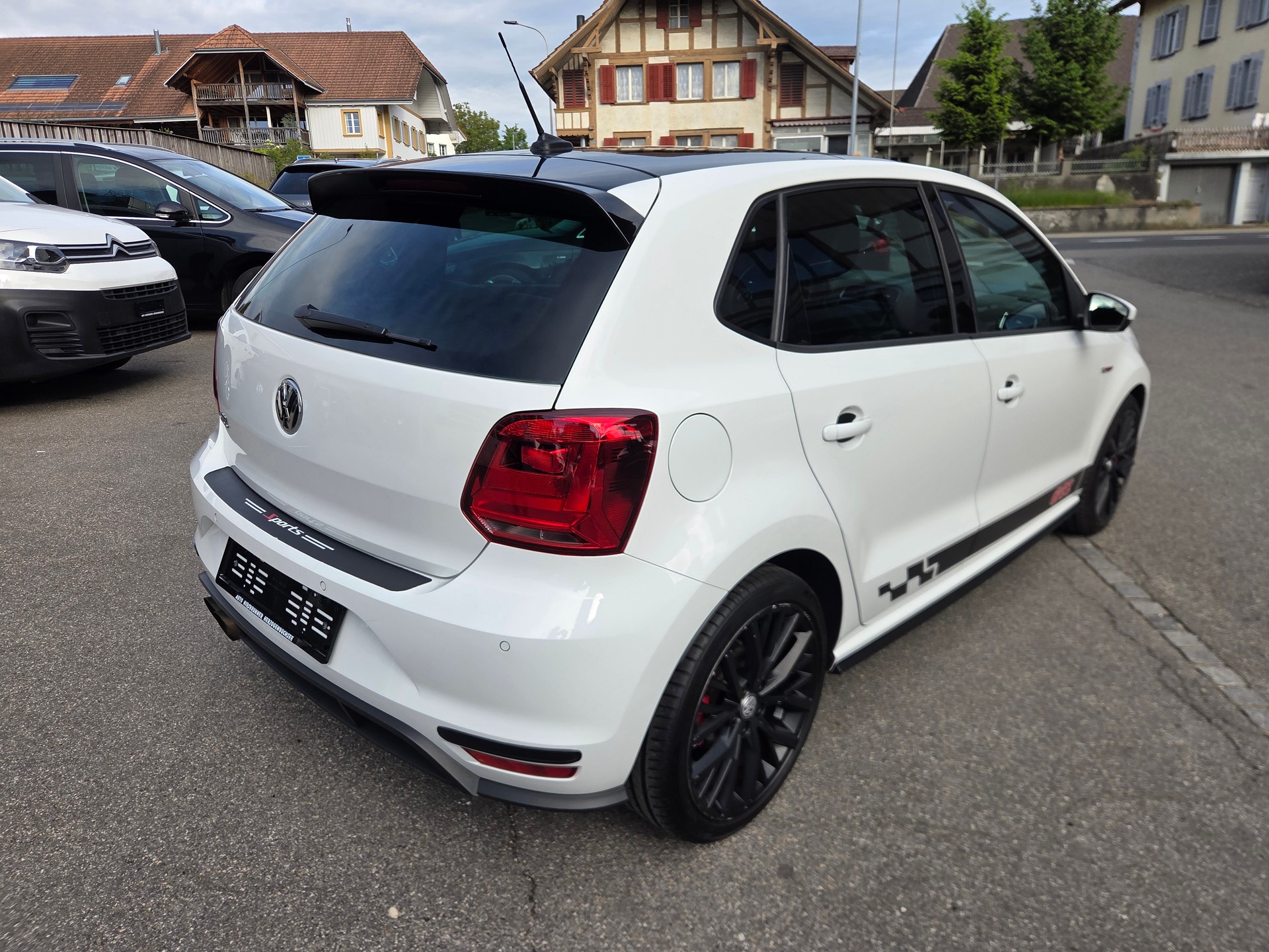 VW Polo 1.8 TSI GTI DSG-image-8