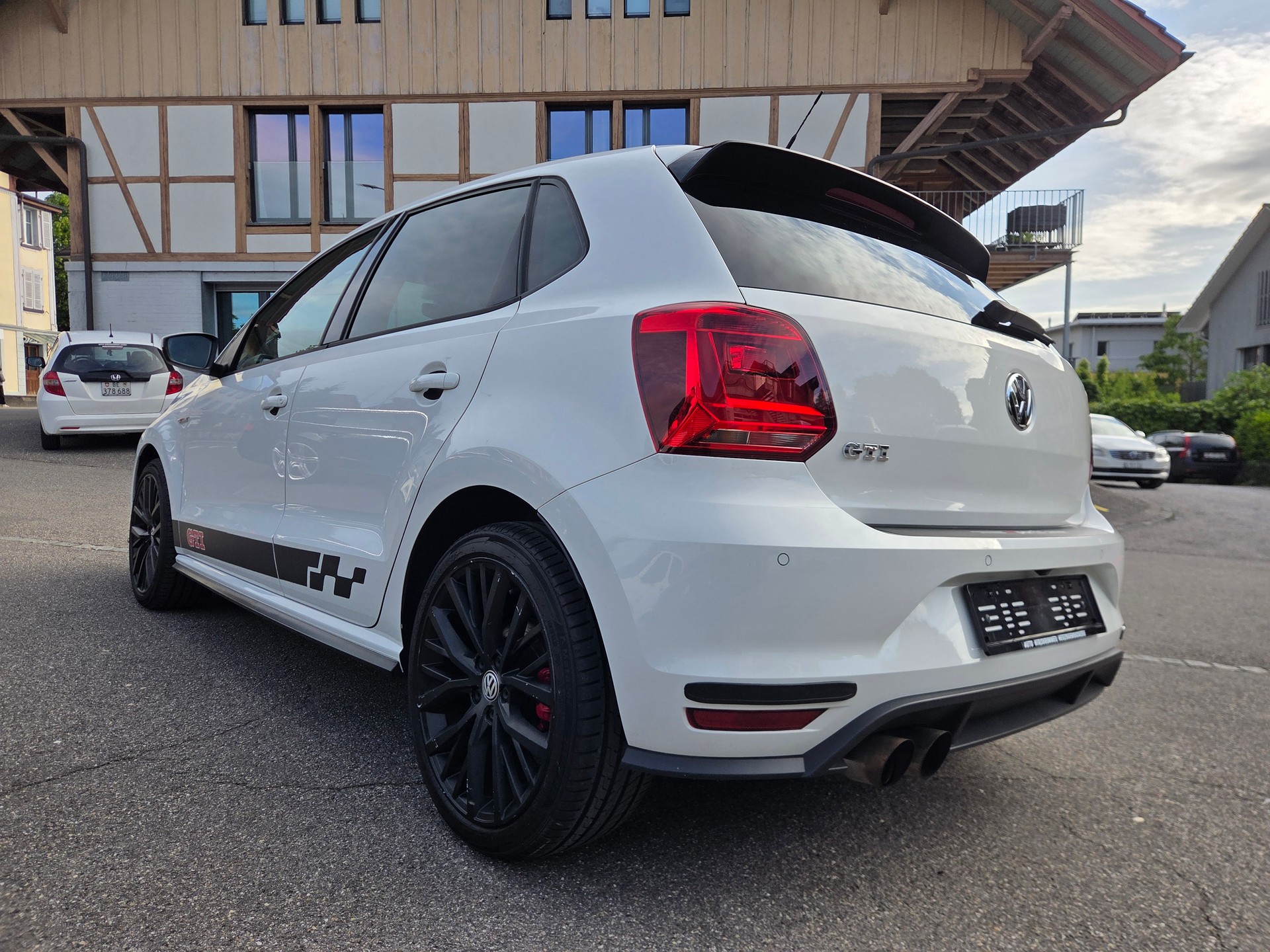VW Polo 1.8 TSI GTI DSG-image-6