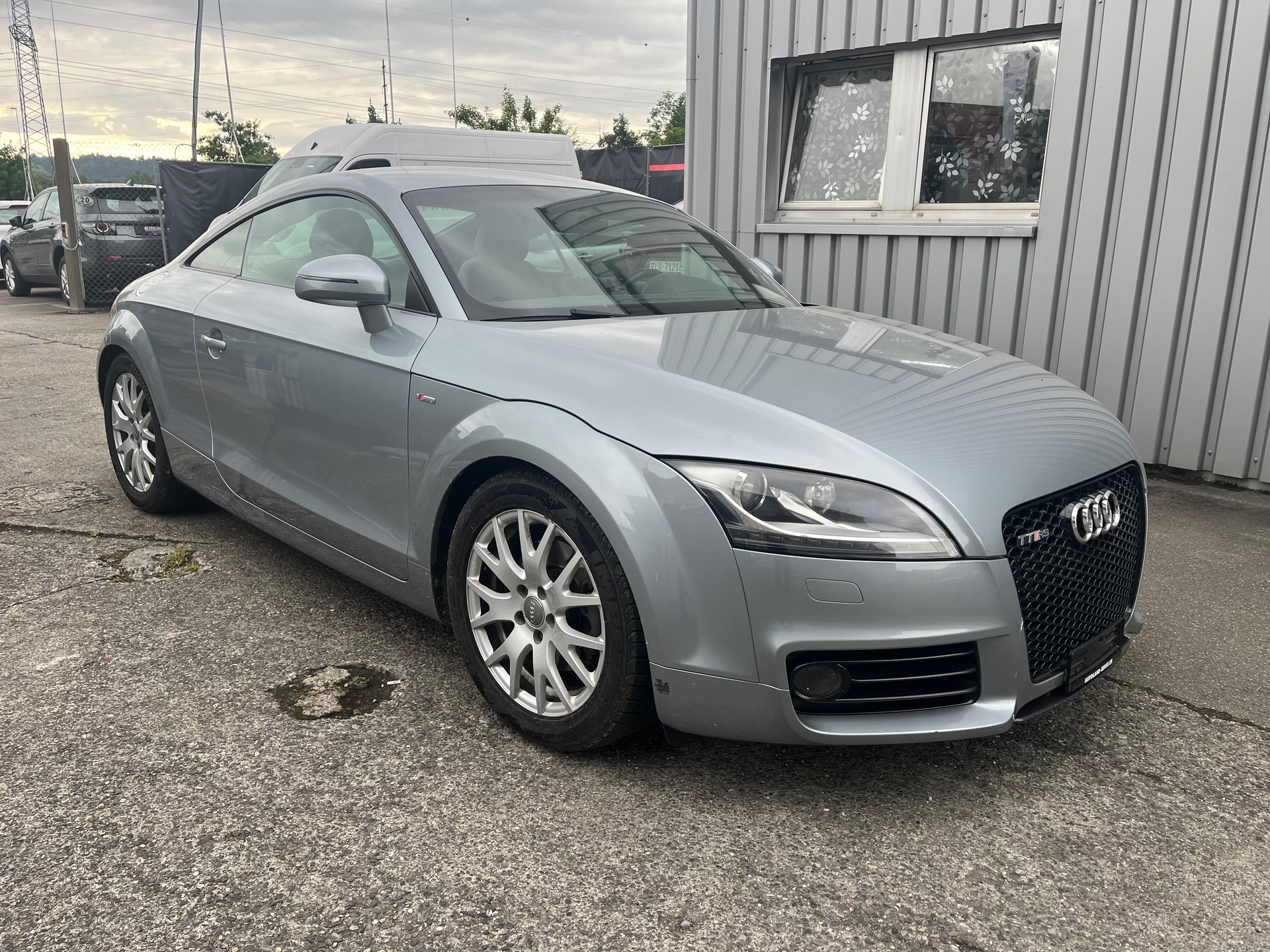 AUDI TT Coupé 2.0 TFSI quattro S-tronic-image-2