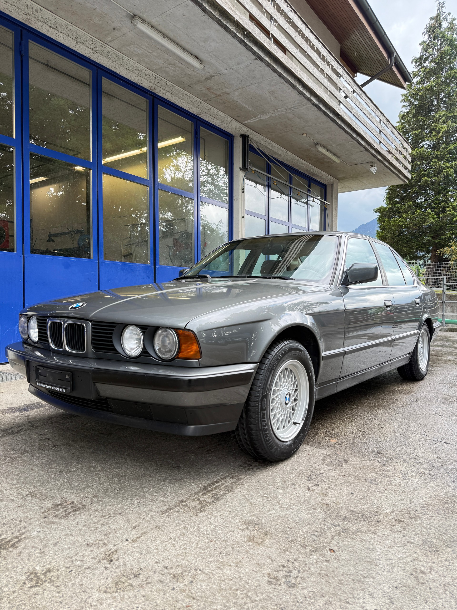 BMW 525i A