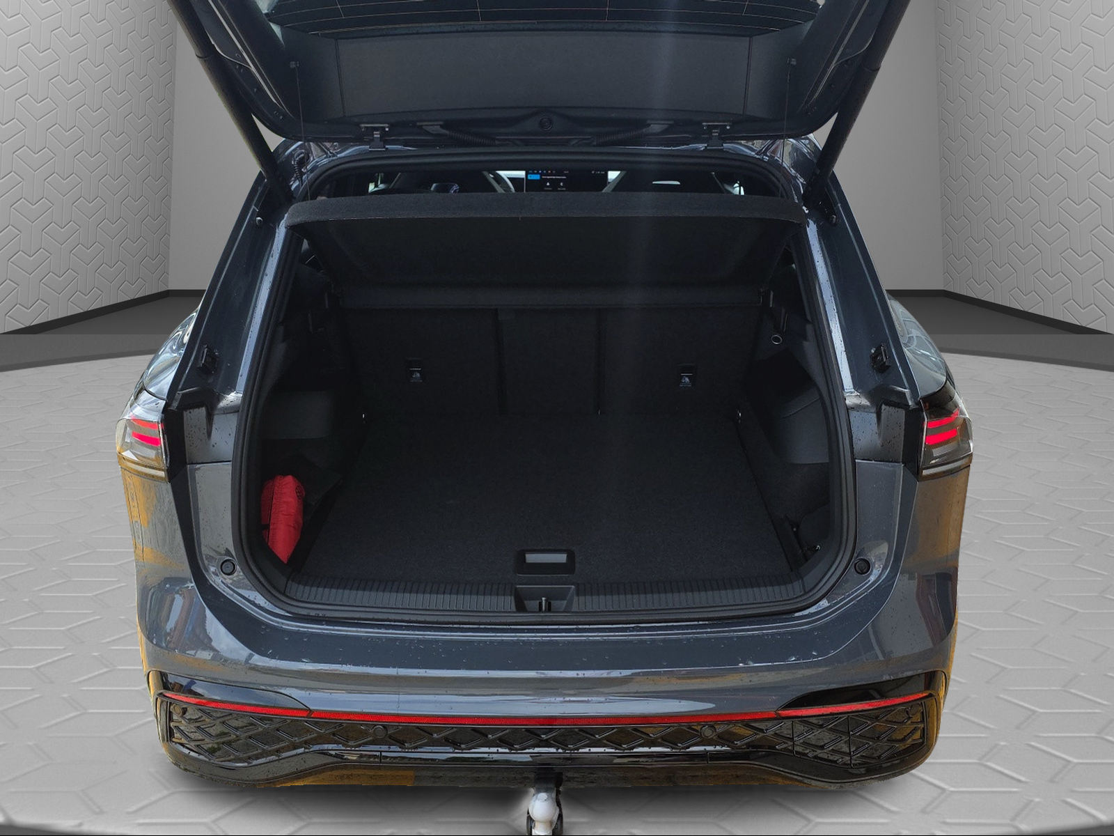 VW Tiguan 2.0 TSI DSG R-Line United 4Motion-image-13