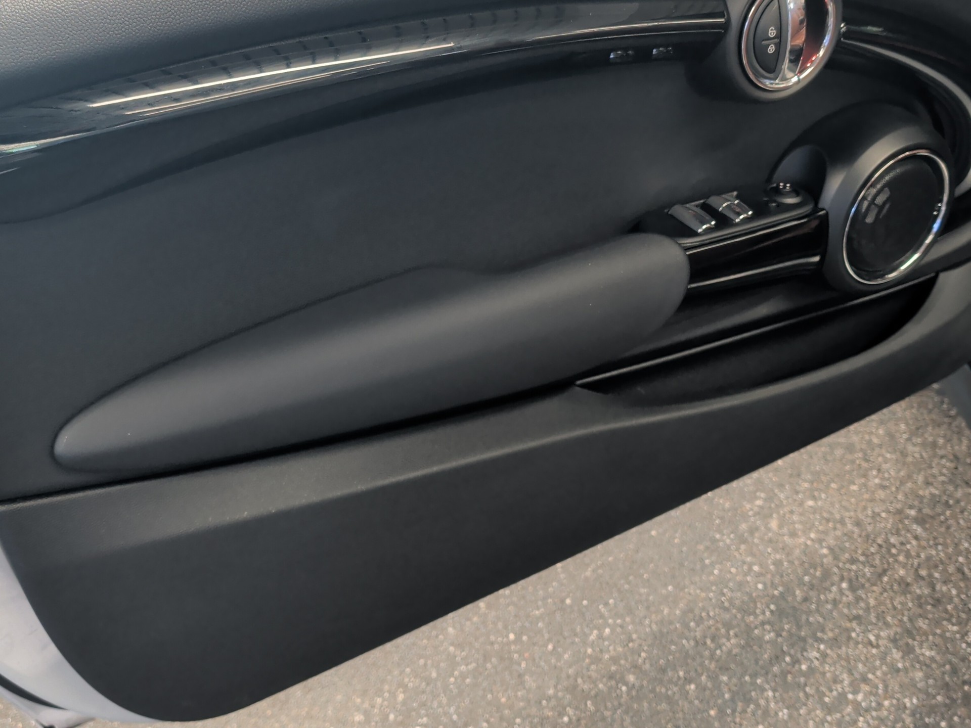 MINI Cooper S Cabriolet Steptronic-image-9