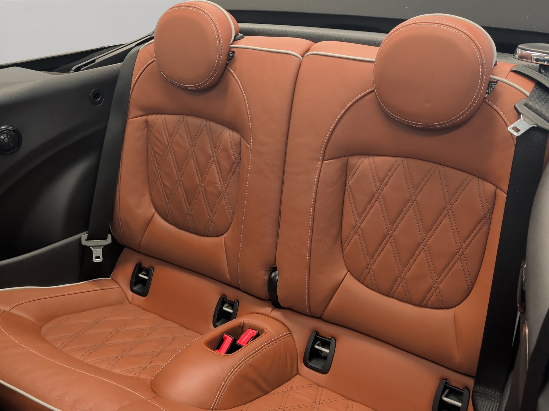 MINI Cooper S Cabriolet Steptronic-image-14