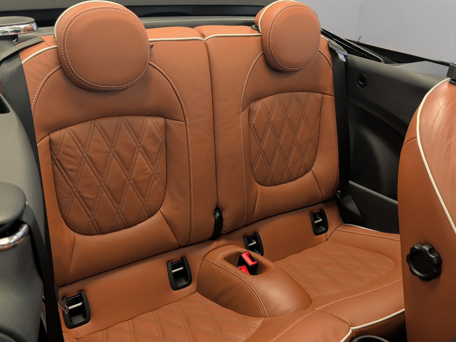 MINI Cooper S Cabriolet Steptronic-image-17