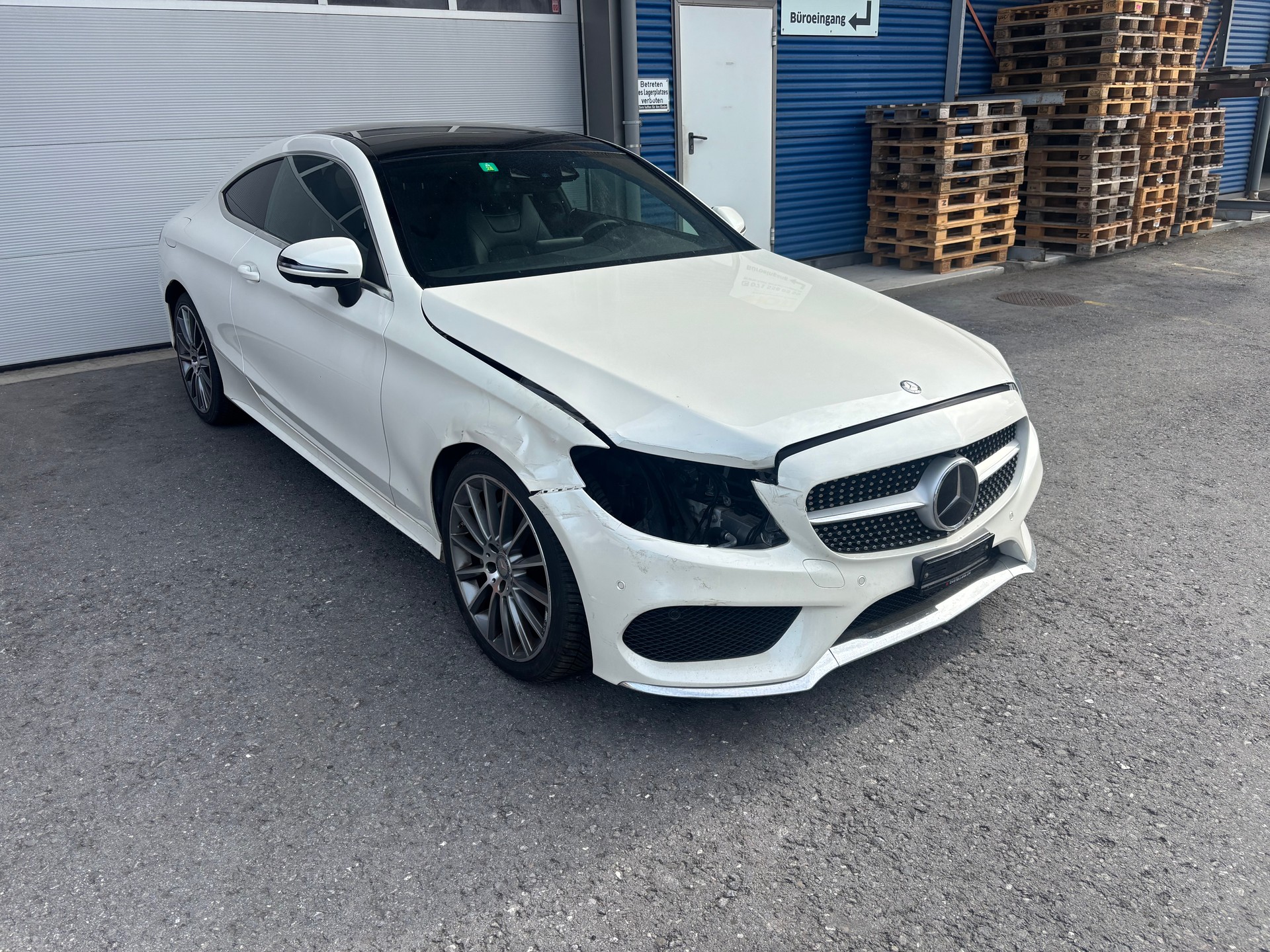 MERCEDES-BENZ C 180 AMG Line-image-0