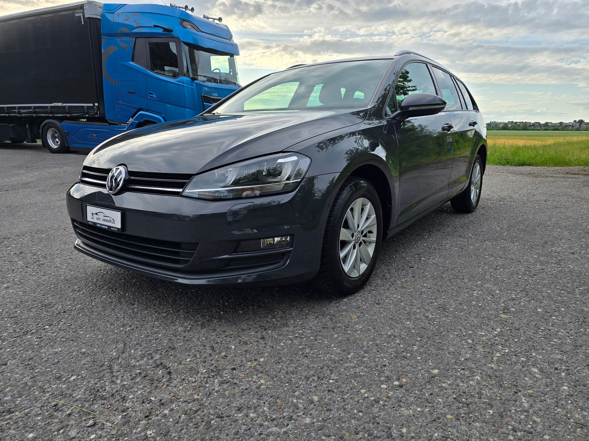 VW Golf Variant 1.4 TSI Lounge-image-2