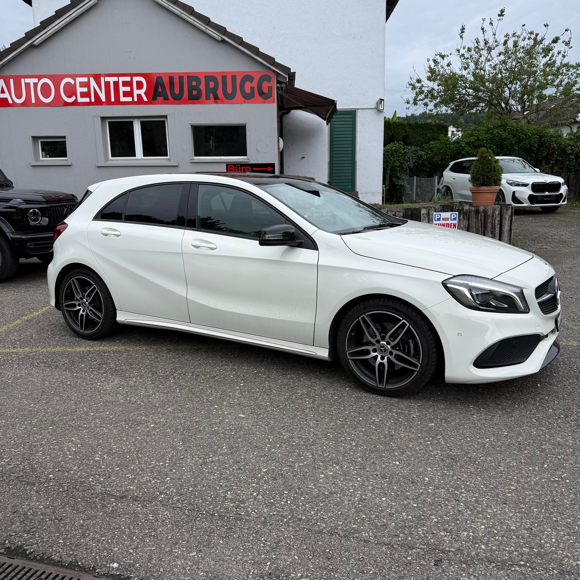 MERCEDES-BENZ A 250 AMG Line 7G-DCT *PANORAMA-DACH*-image-1