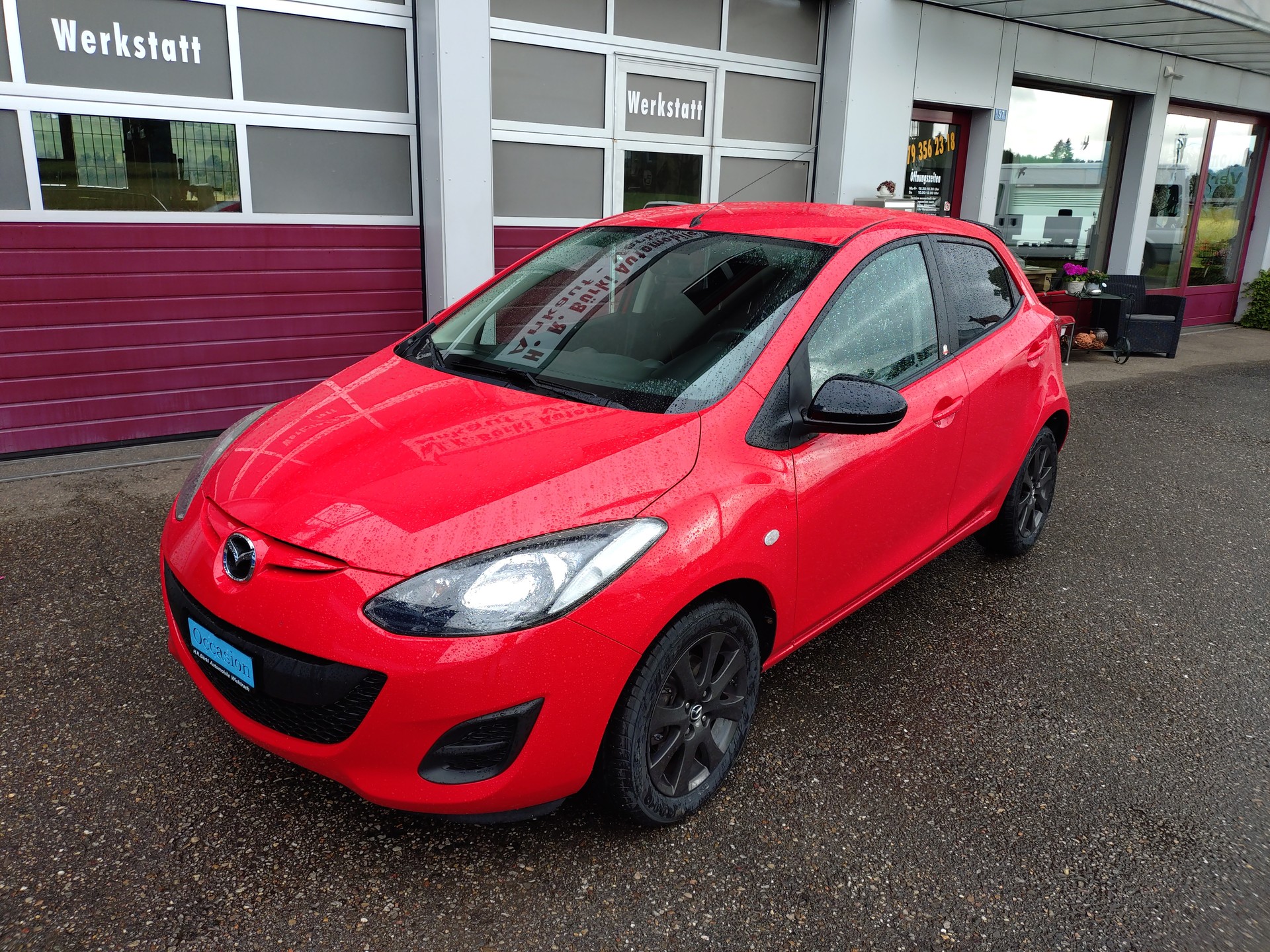 MAZDA 2 1.3i 16V Voila ma Suisse Edition-image-1
