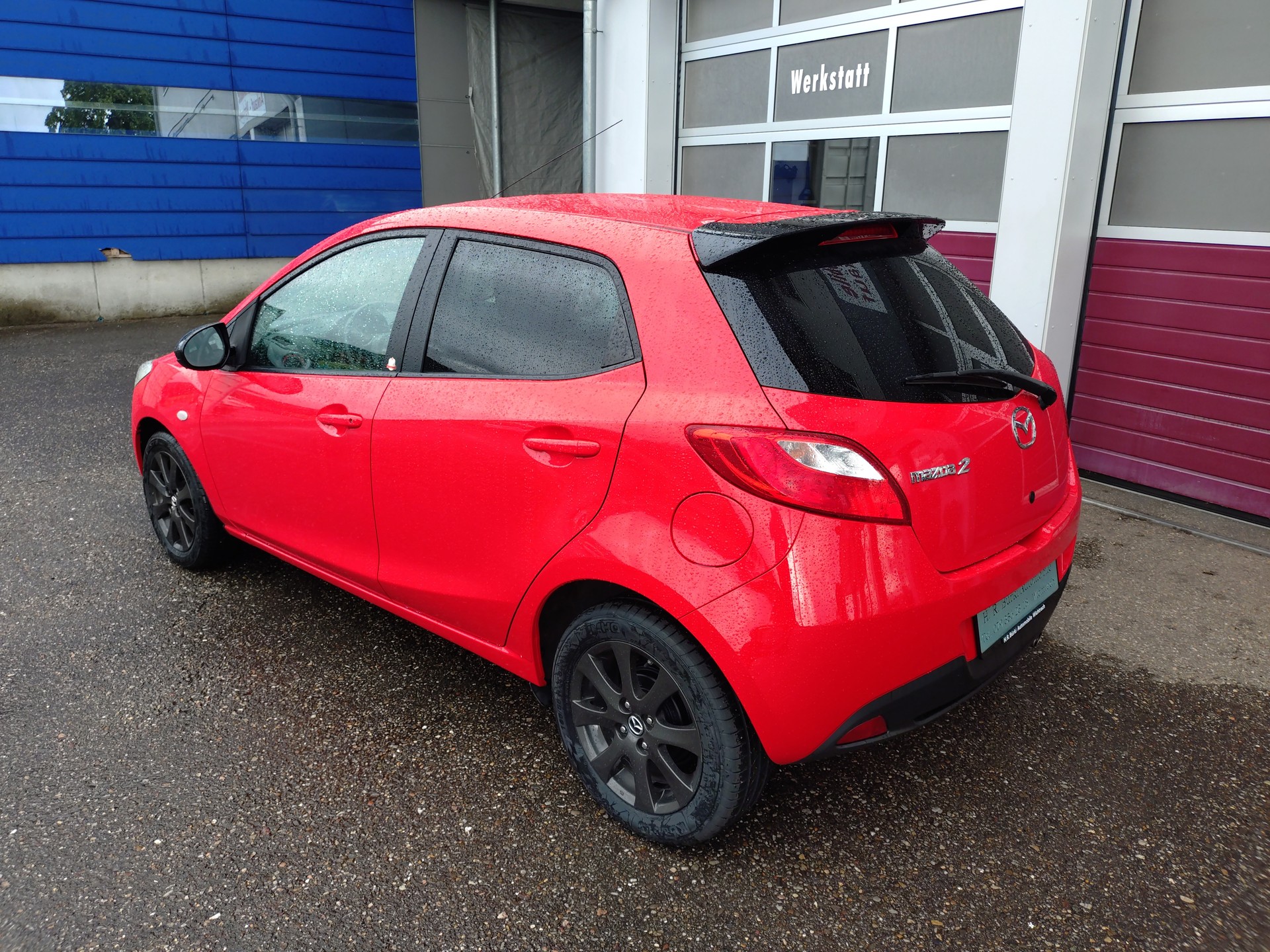 MAZDA 2 1.3i 16V Voila ma Suisse Edition-image-4