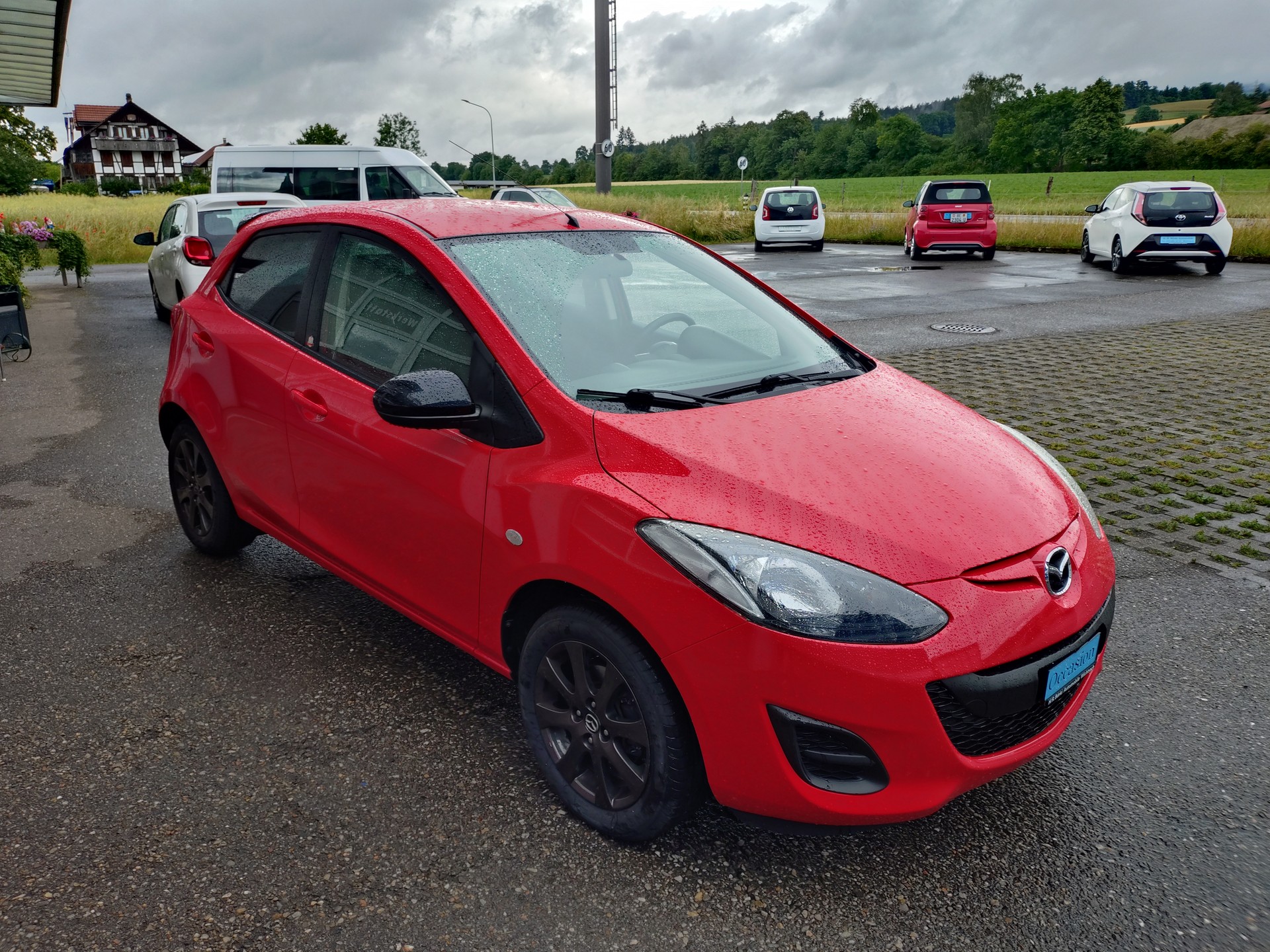 MAZDA 2 1.3i 16V Voila ma Suisse Edition-image-3