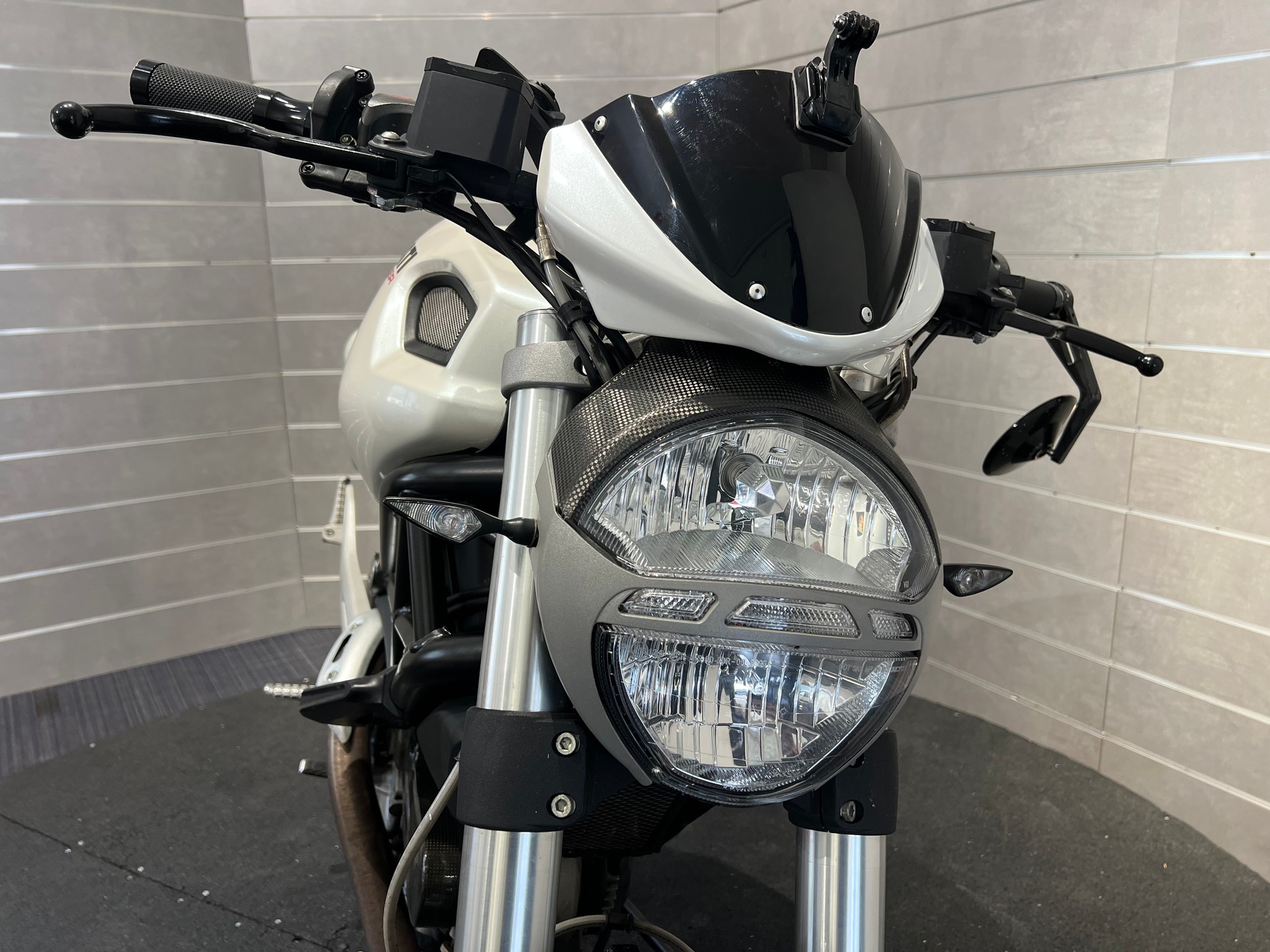 DUCATI Monster 696M 25kW-image-8