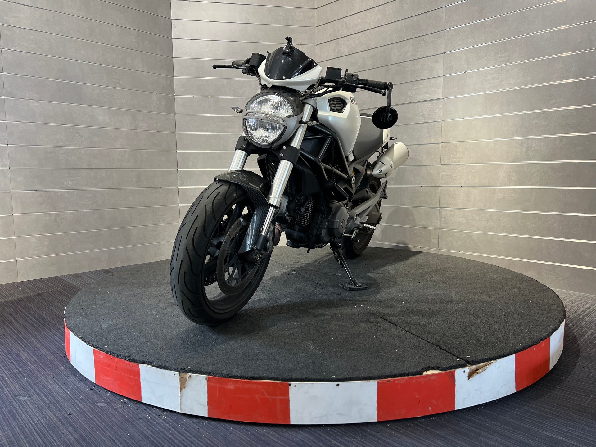 DUCATI Monster 696M 25kW