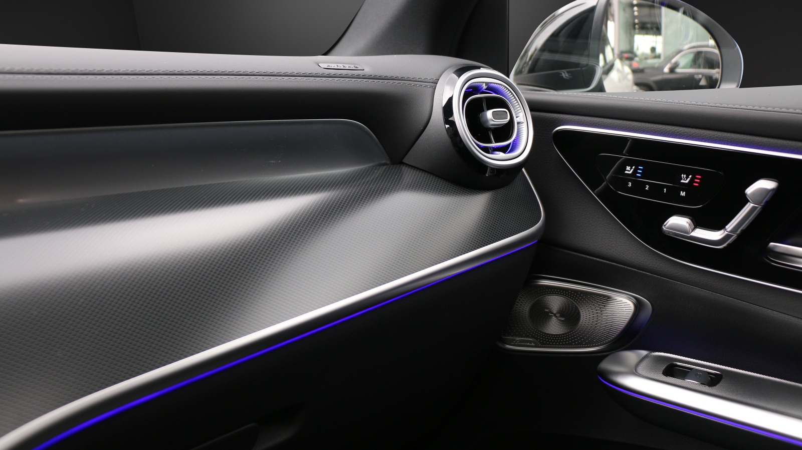MERCEDES-BENZ GLC 400 e 4MATIC with EQ-Star Hybrid-image-5