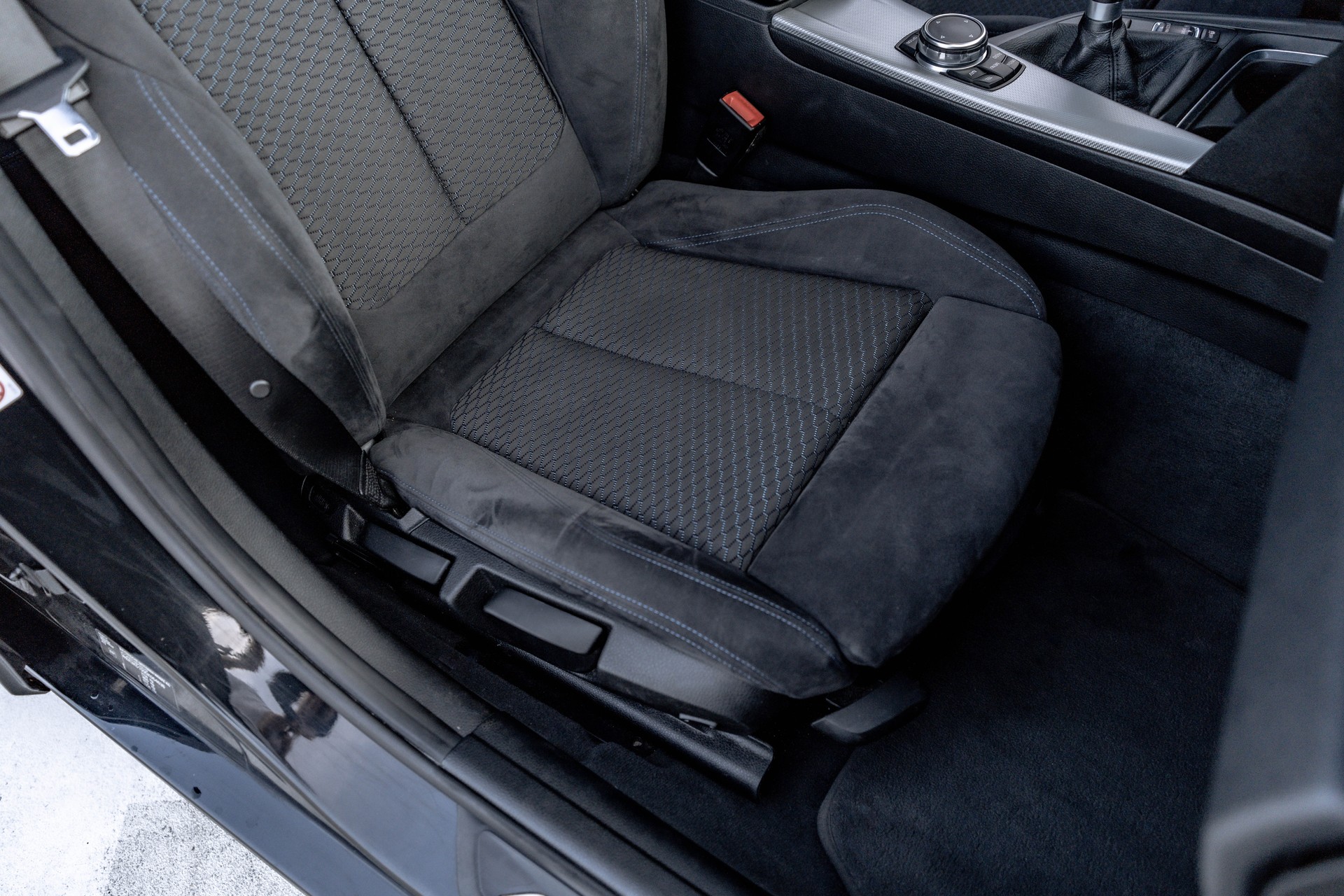 BMW 320d xDrive Touring M-Paket * traumhafte Ausstattung * Harman Kardon * technisch einwandfrei *-image-16