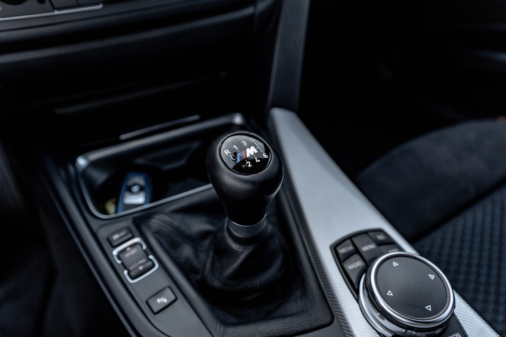 BMW 320d xDrive Touring M-Paket * traumhafte Ausstattung * Harman Kardon * technisch einwandfrei *-image-20