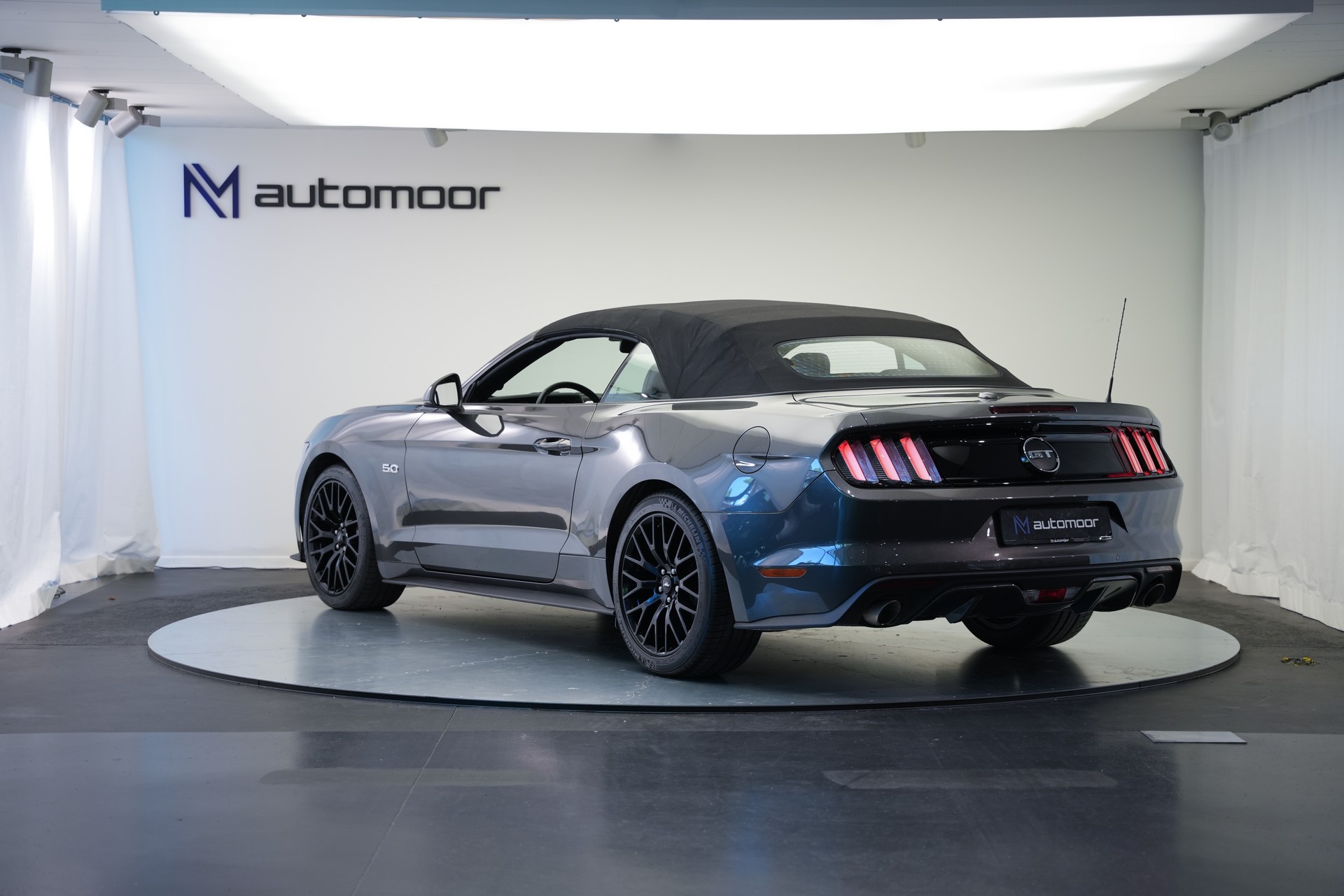 FORD Mustang Convertible 5.0 V8 GT Automat-image-9