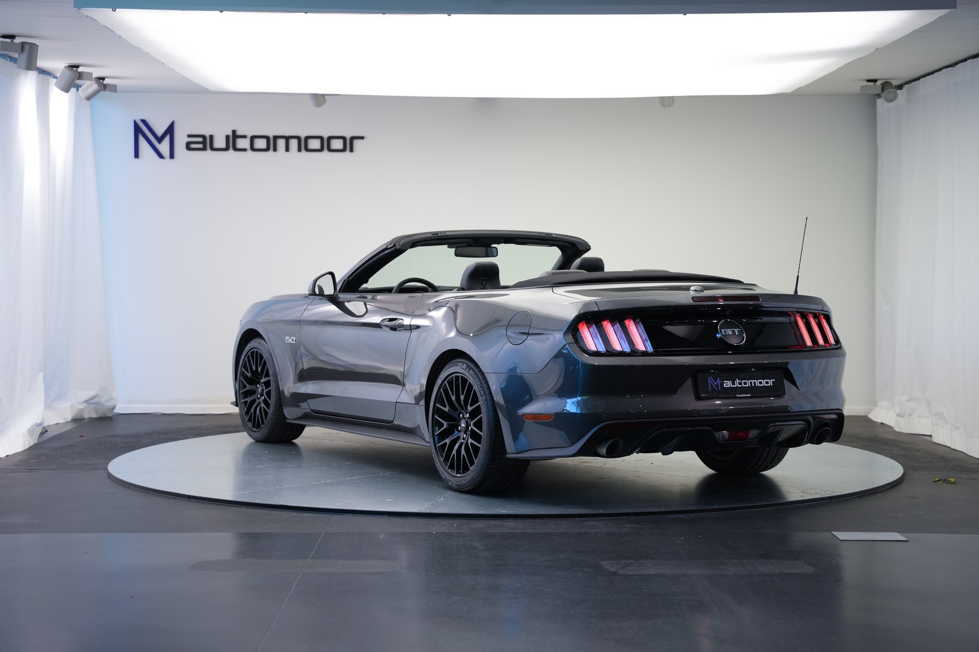 FORD Mustang Convertible 5.0 V8 GT Automat-image-6