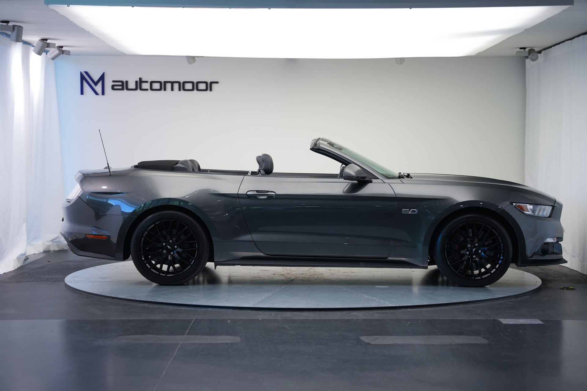 FORD Mustang Convertible 5.0 V8 GT Automat-image-3