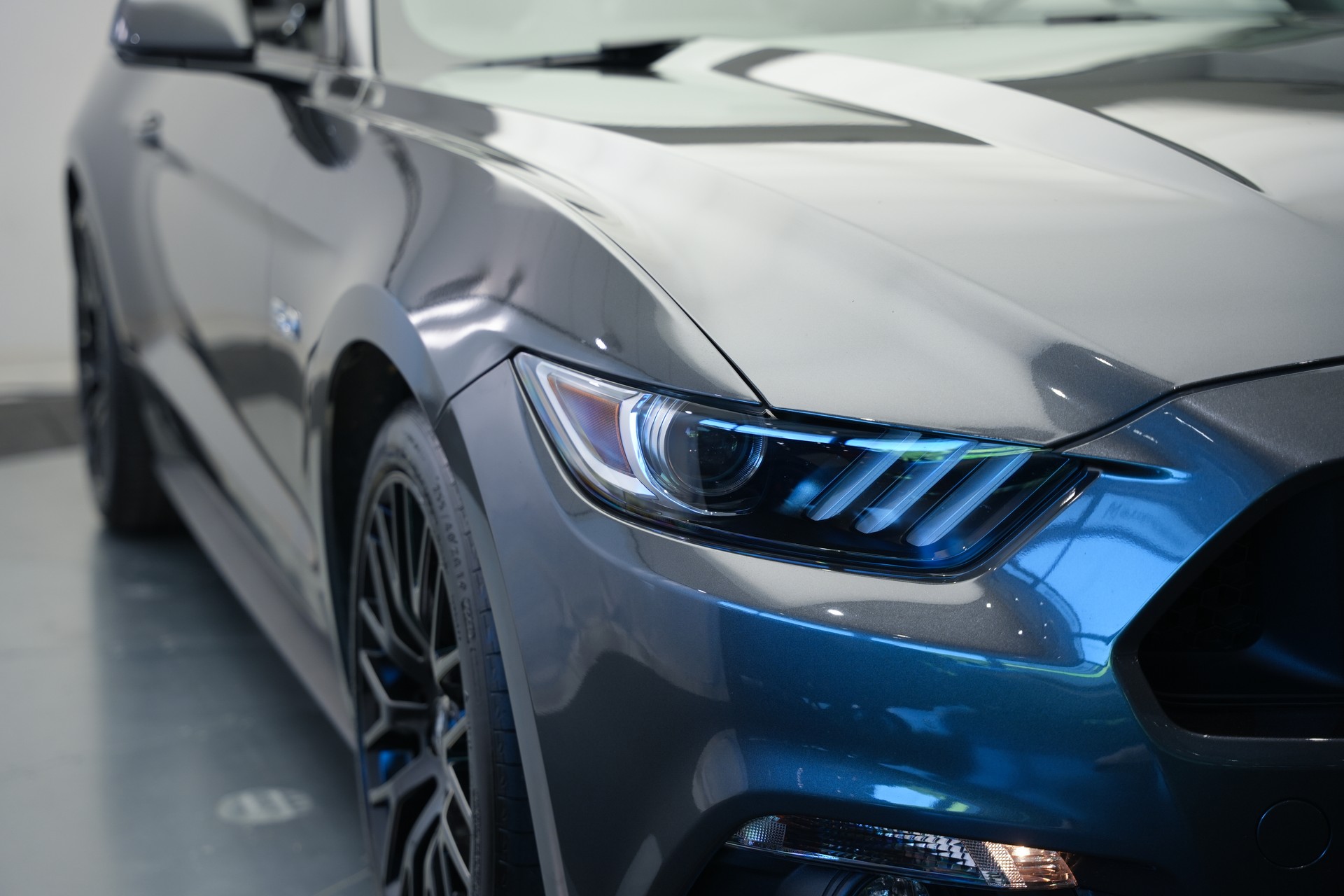 FORD Mustang Convertible 5.0 V8 GT Automat-image-41
