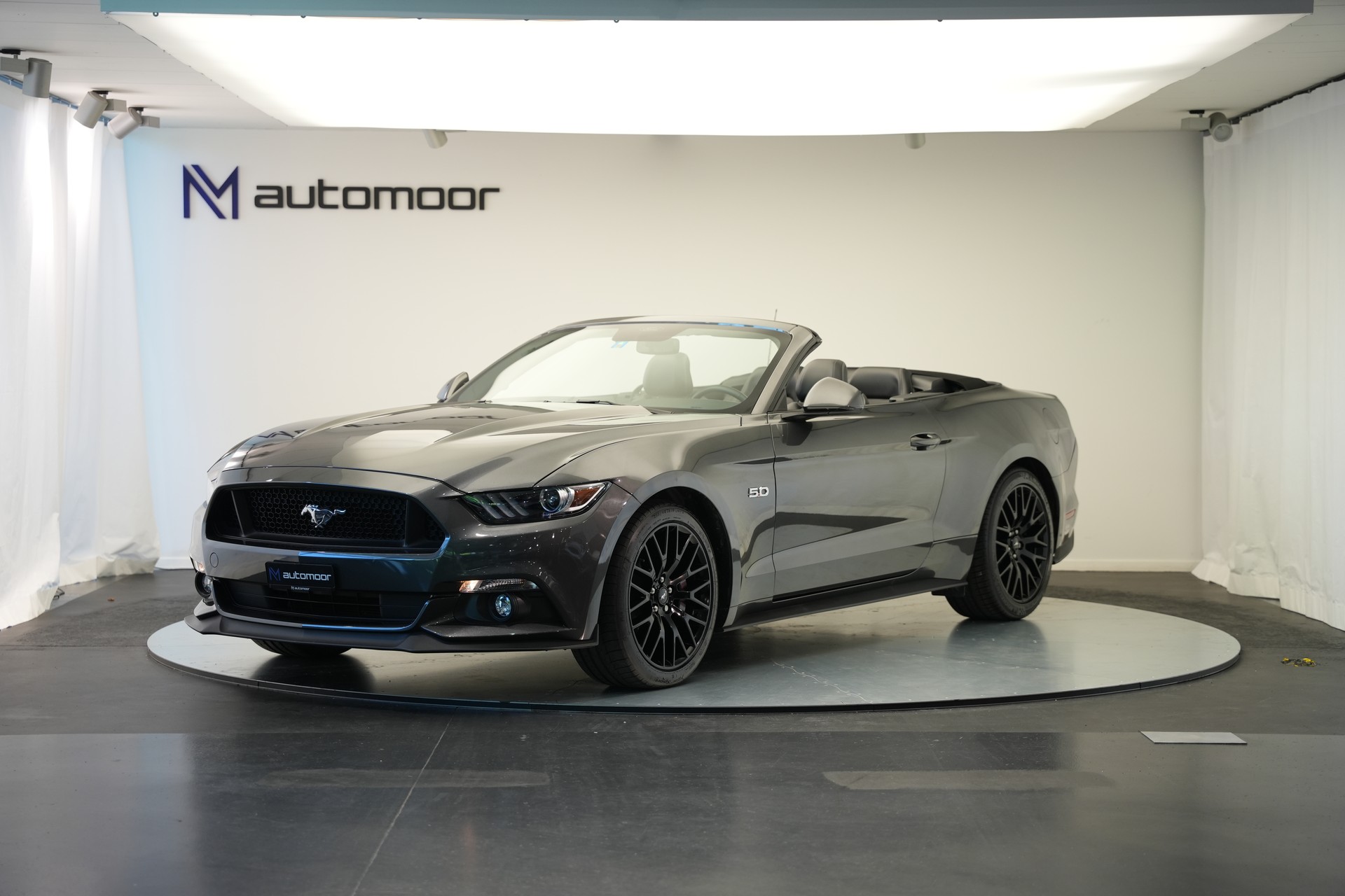 FORD Mustang Convertible 5.0 V8 GT Automat