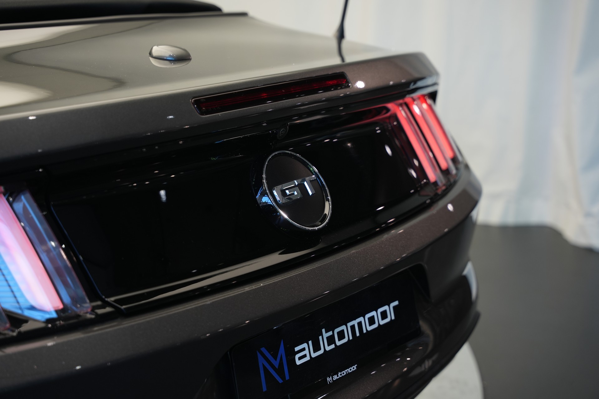 FORD Mustang Convertible 5.0 V8 GT Automat-image-31