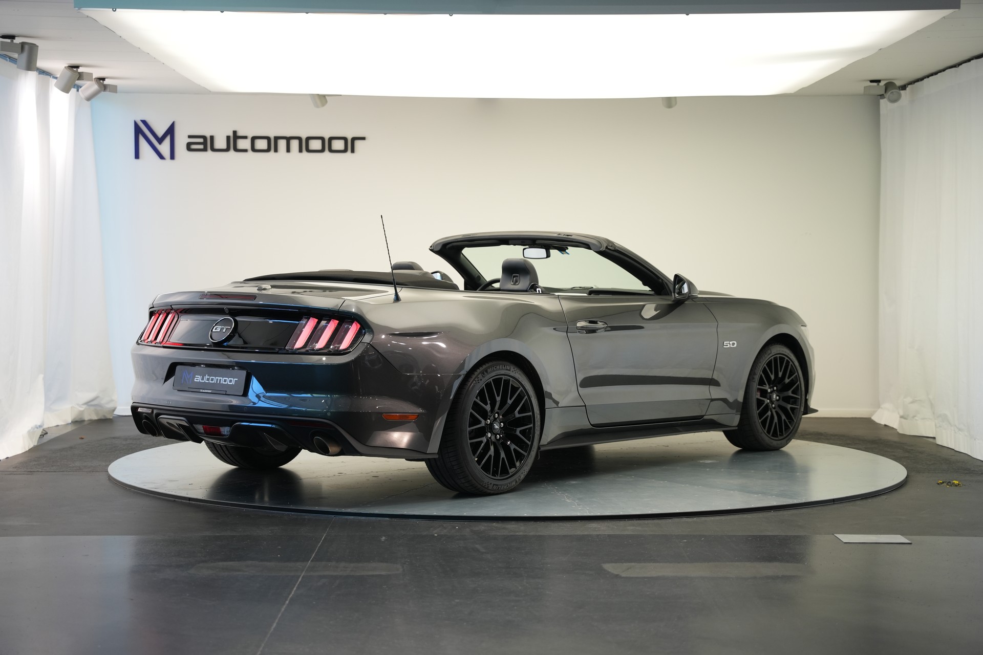 FORD Mustang Convertible 5.0 V8 GT Automat-image-4