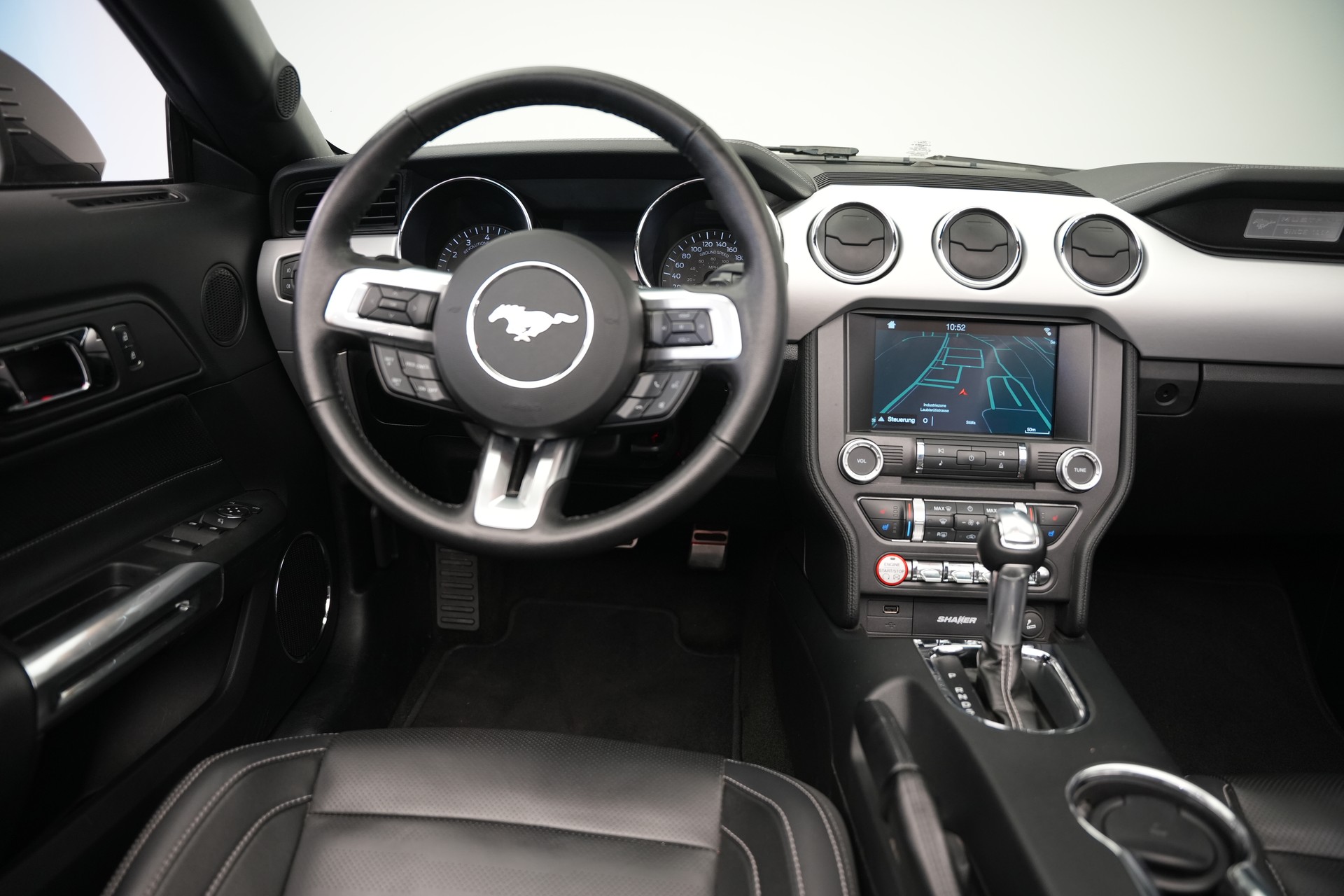 FORD Mustang Convertible 5.0 V8 GT Automat-image-14