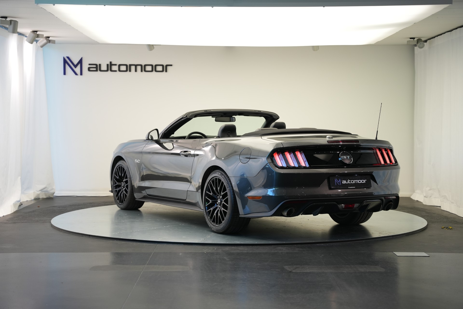 FORD Mustang Convertible 5.0 V8 GT Automat-image-6
