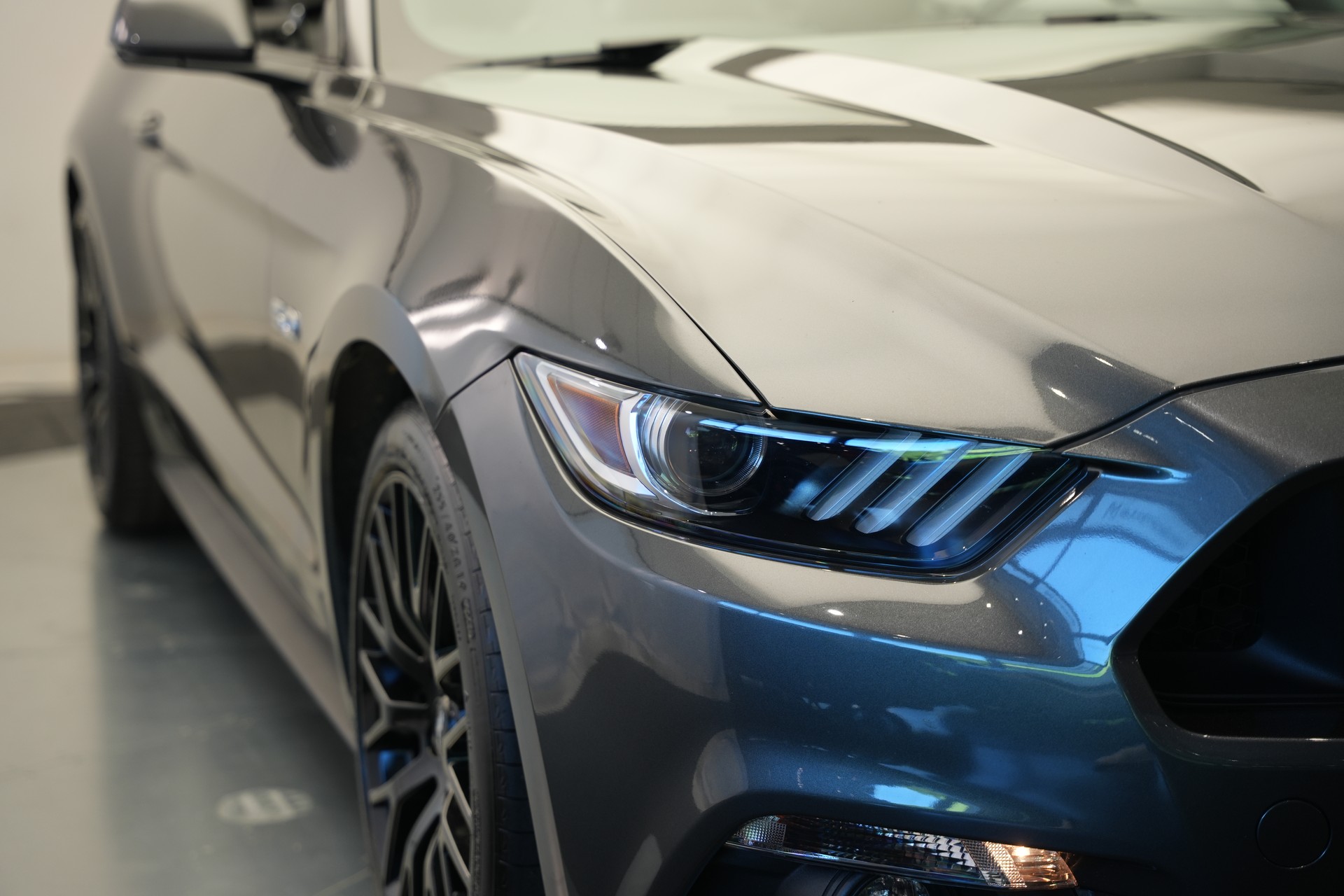 FORD Mustang Convertible 5.0 V8 GT Automat-image-38