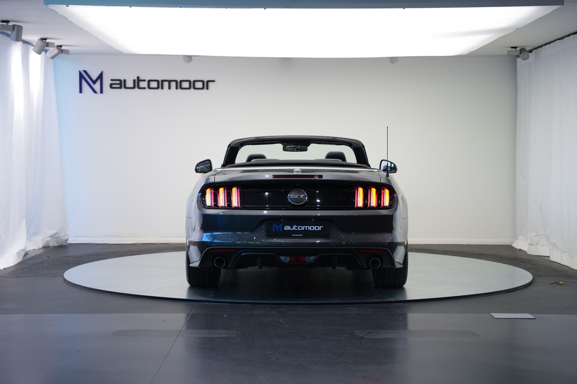 FORD Mustang Convertible 5.0 V8 GT Automat-image-5