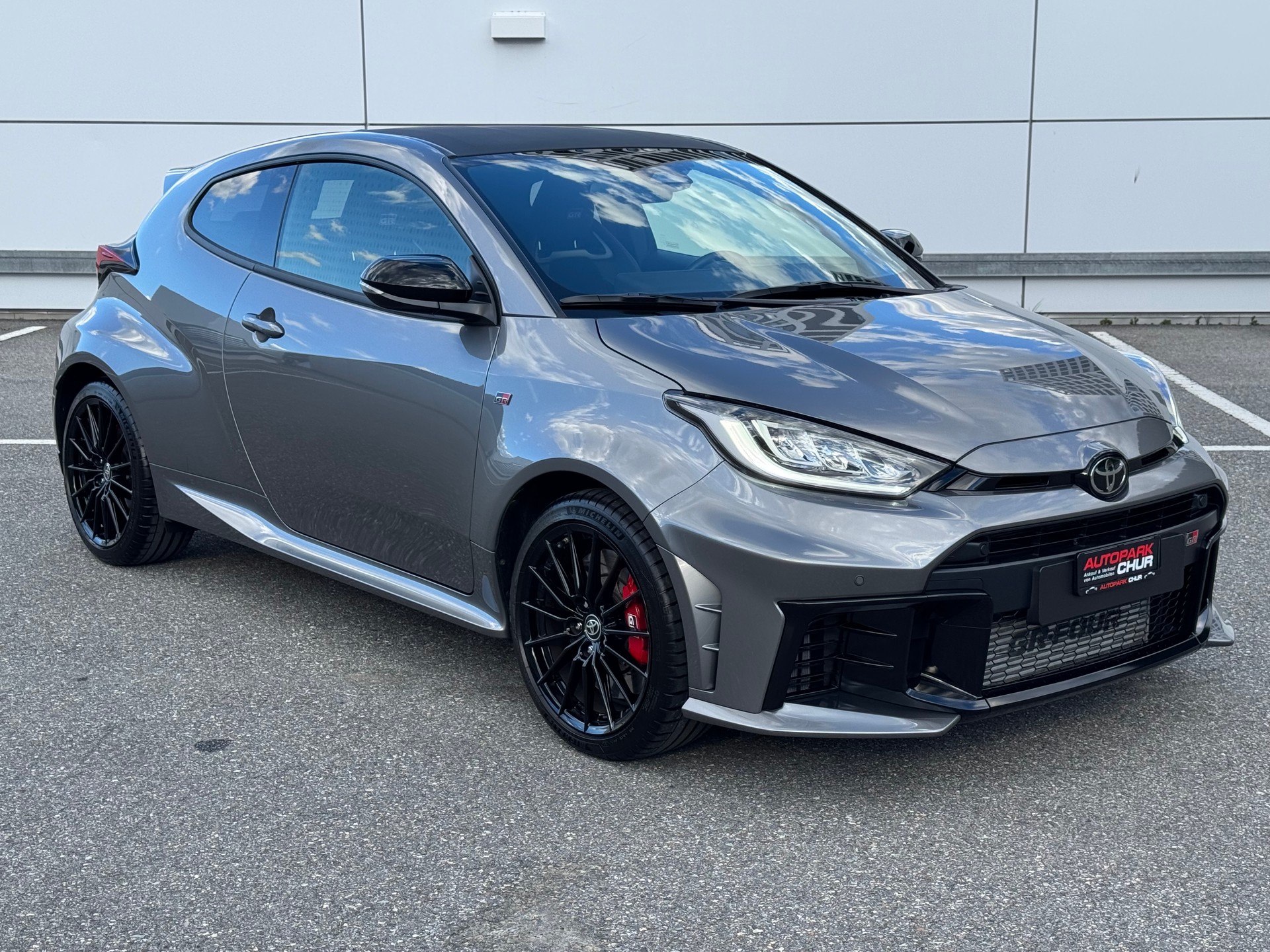 TOYOTA Yaris 1.6 GR Sport A-image-5