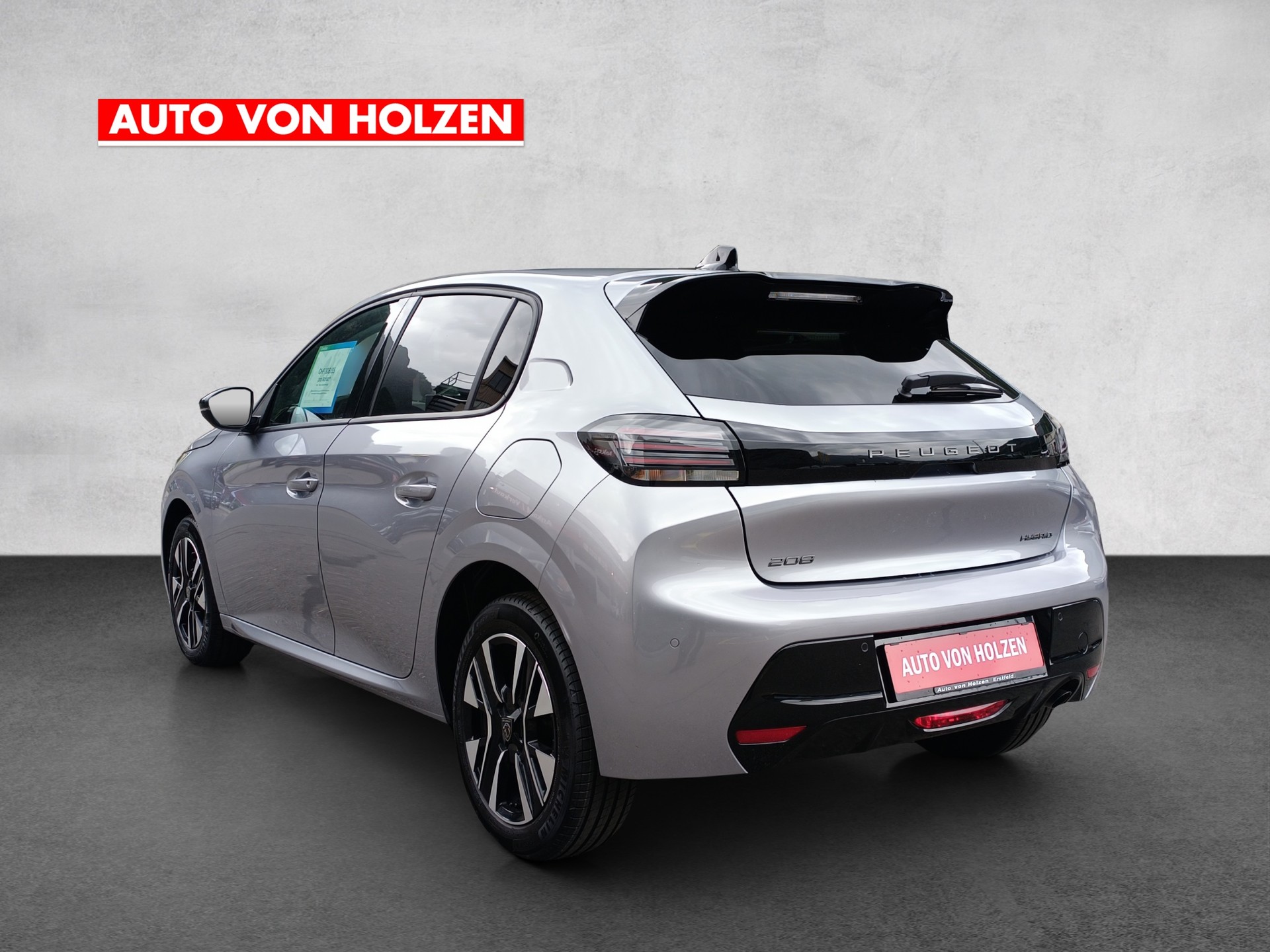 PEUGEOT 208 1.2 MHEV Allure-image-2