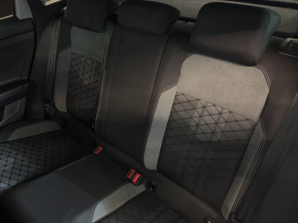 VW Taigo 1.0 TSI R-Line DSG-image-9