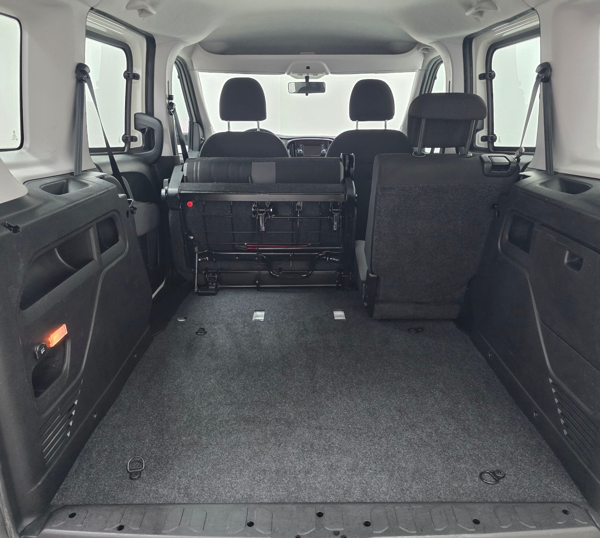 FIAT Doblò 1.4 T-Jet Natural Power Pop-image-15