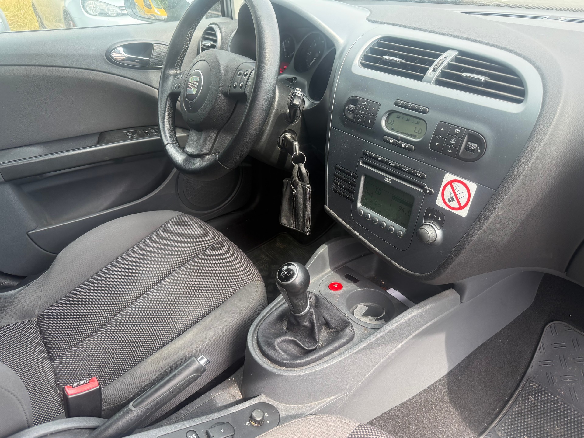 SEAT Leon 1.9 TDI Ecomotive Plus-image-10