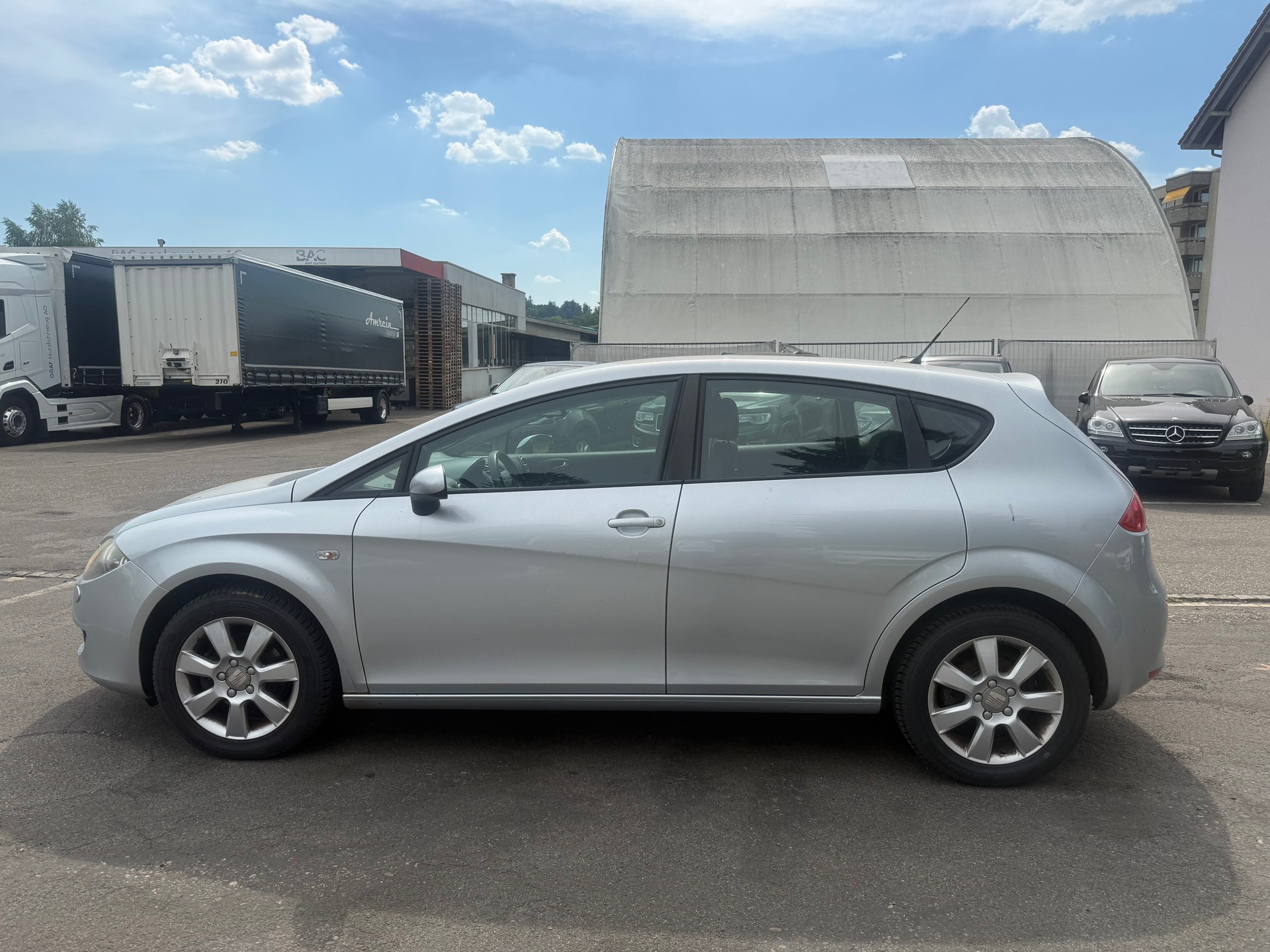 SEAT Leon 1.9 TDI Ecomotive Plus-image-2
